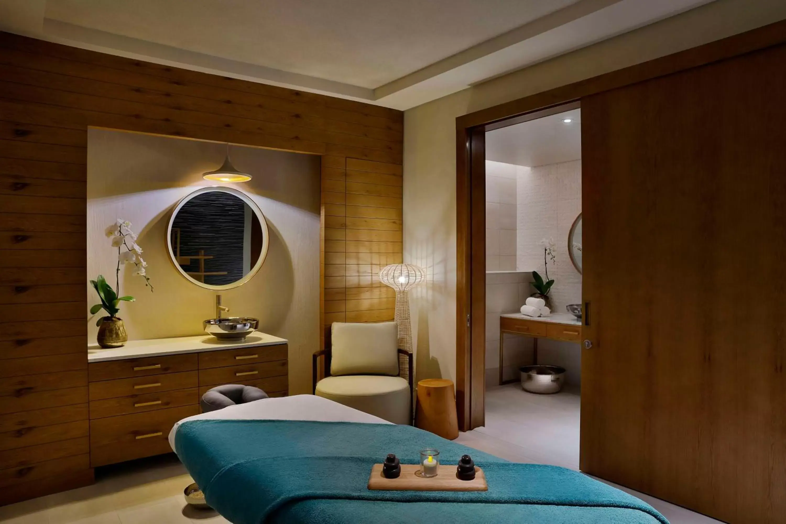 Spa and wellness centre/facilities, Bathroom in Hilton Abu Dhabi Yas Island