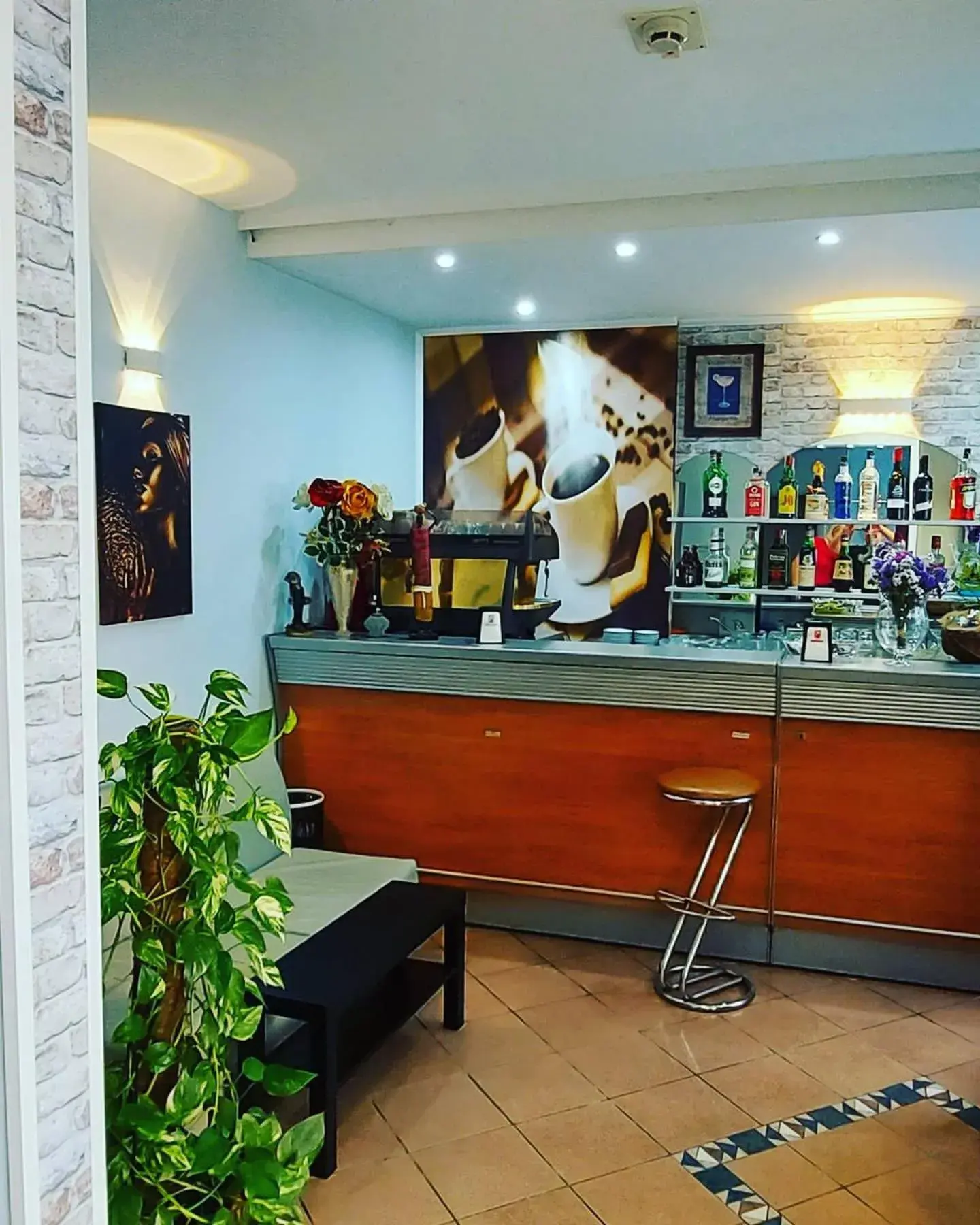 Lounge or bar in Hotel Savina Lounge or bar in Hotel Savina