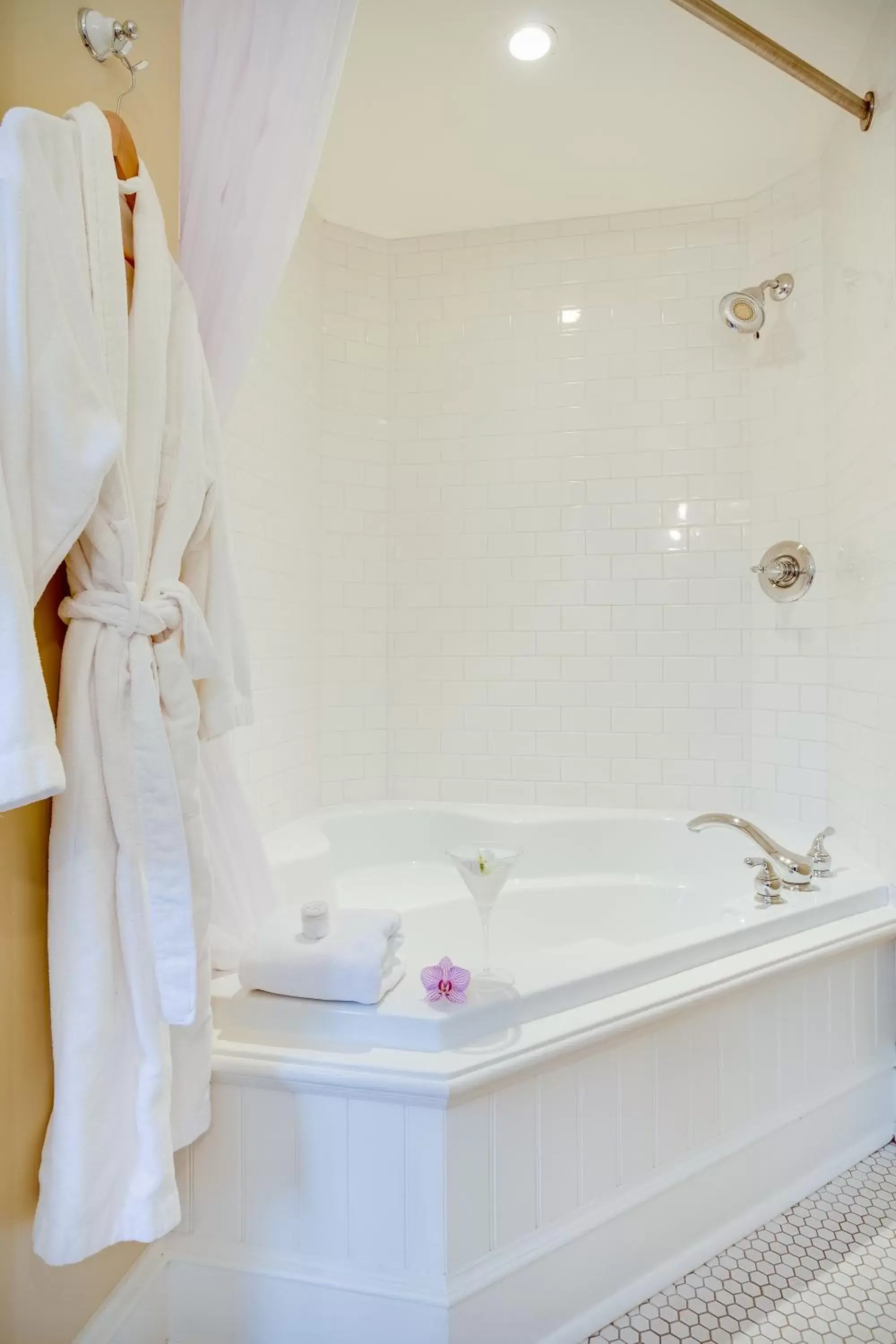 Bathroom in Fairholme Manor Inn