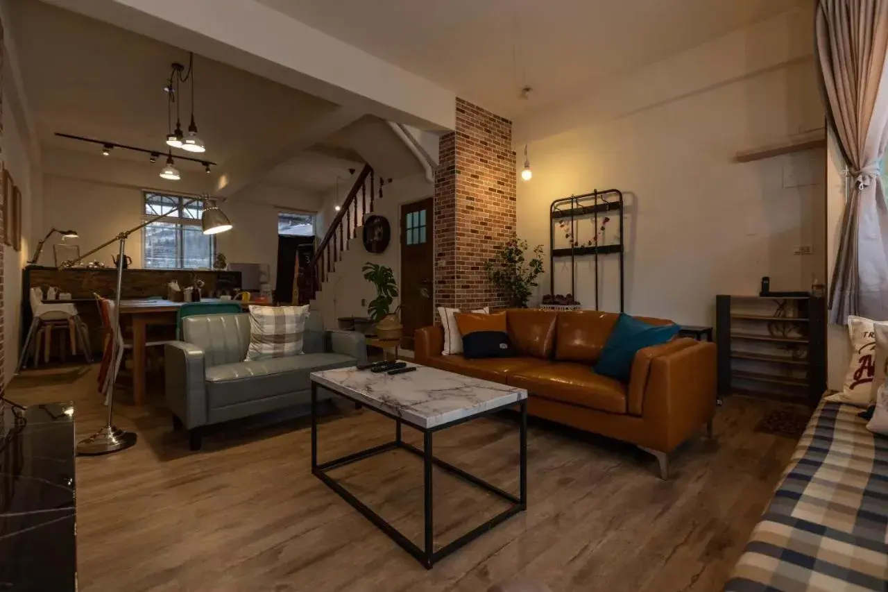 Seating Area in Cozy House Hostel