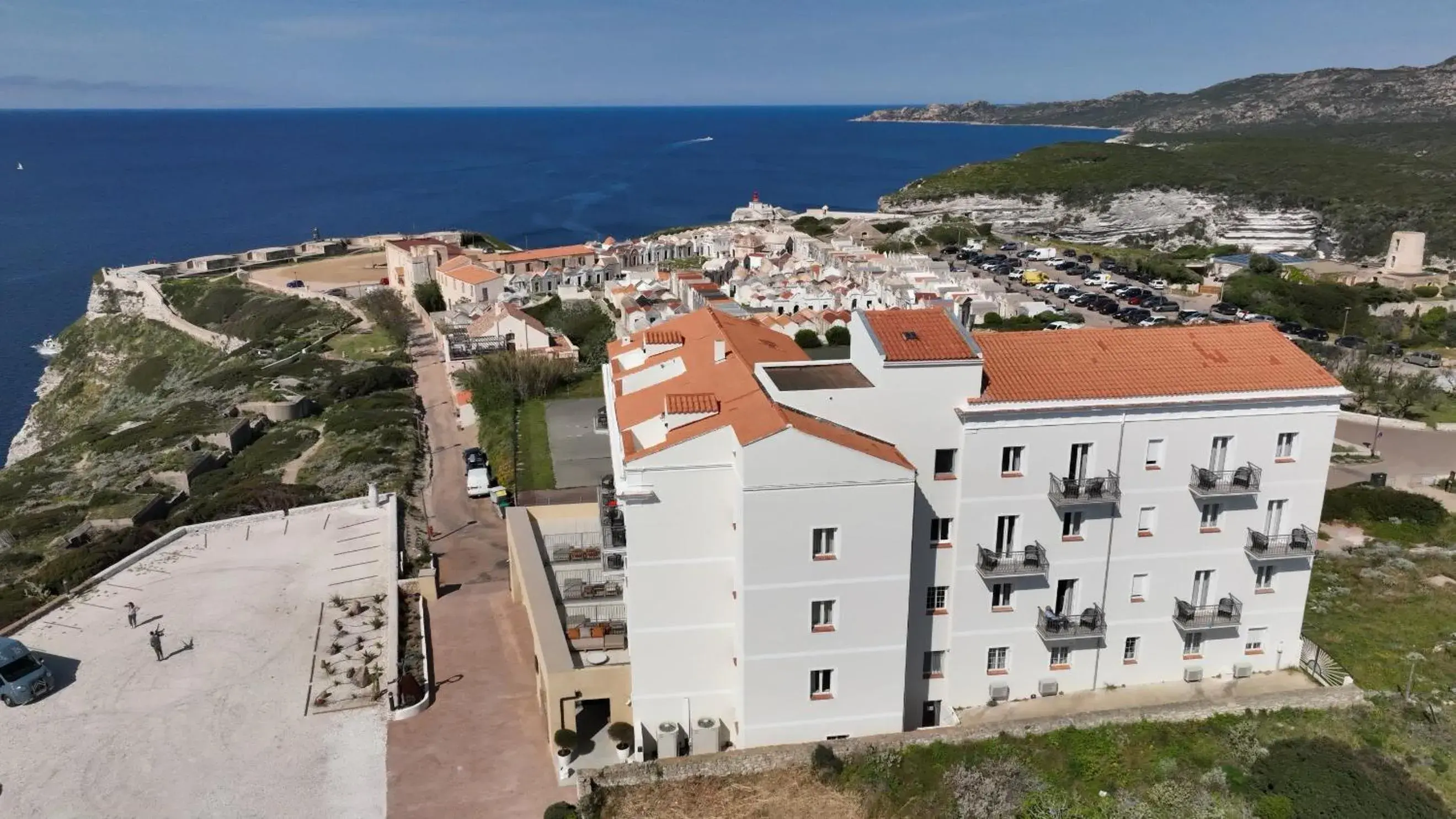 Property building, Bird's-eye View in Santateresa