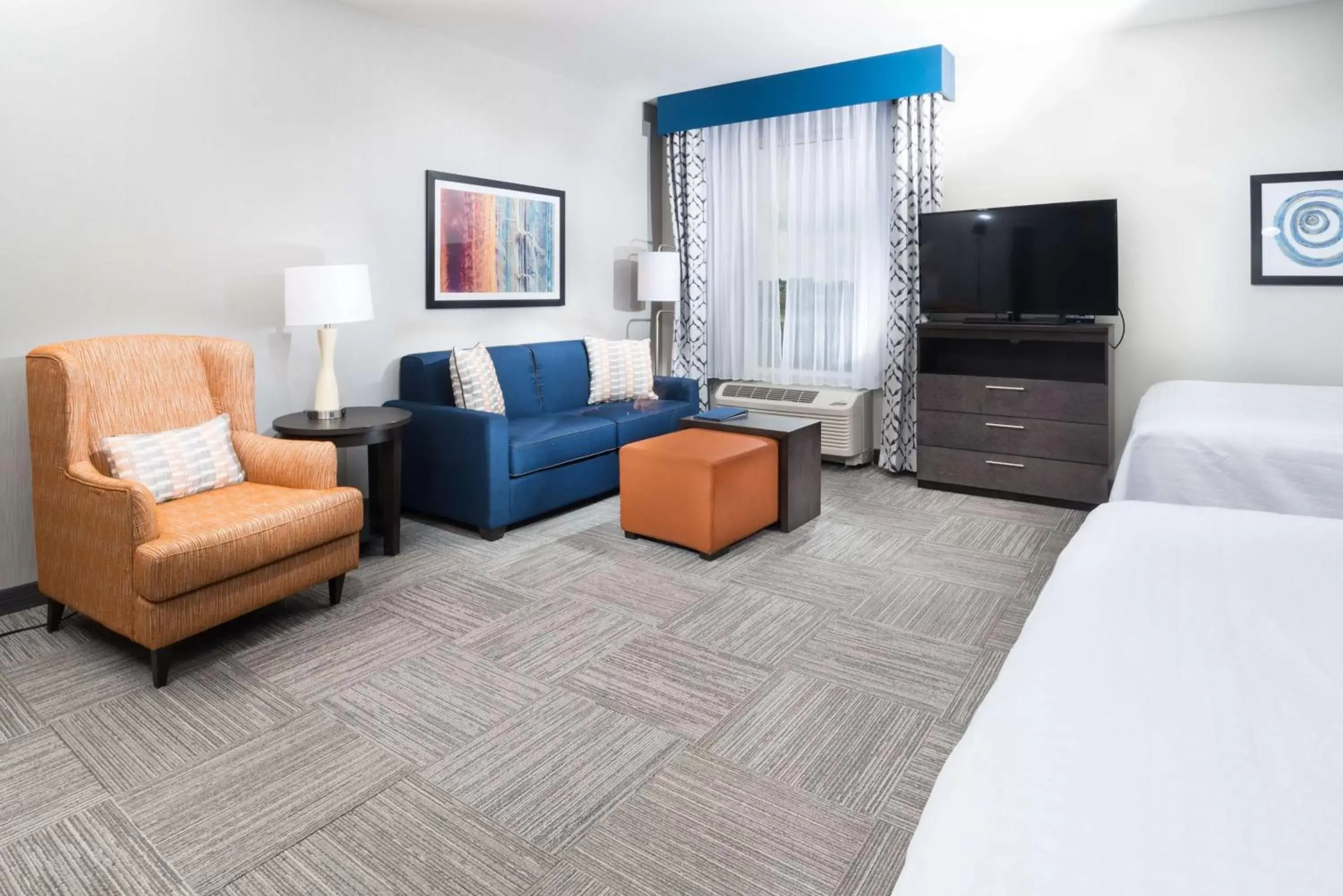 Bedroom, Seating Area in Homewood Suites By Hilton Tulsa Catoosa