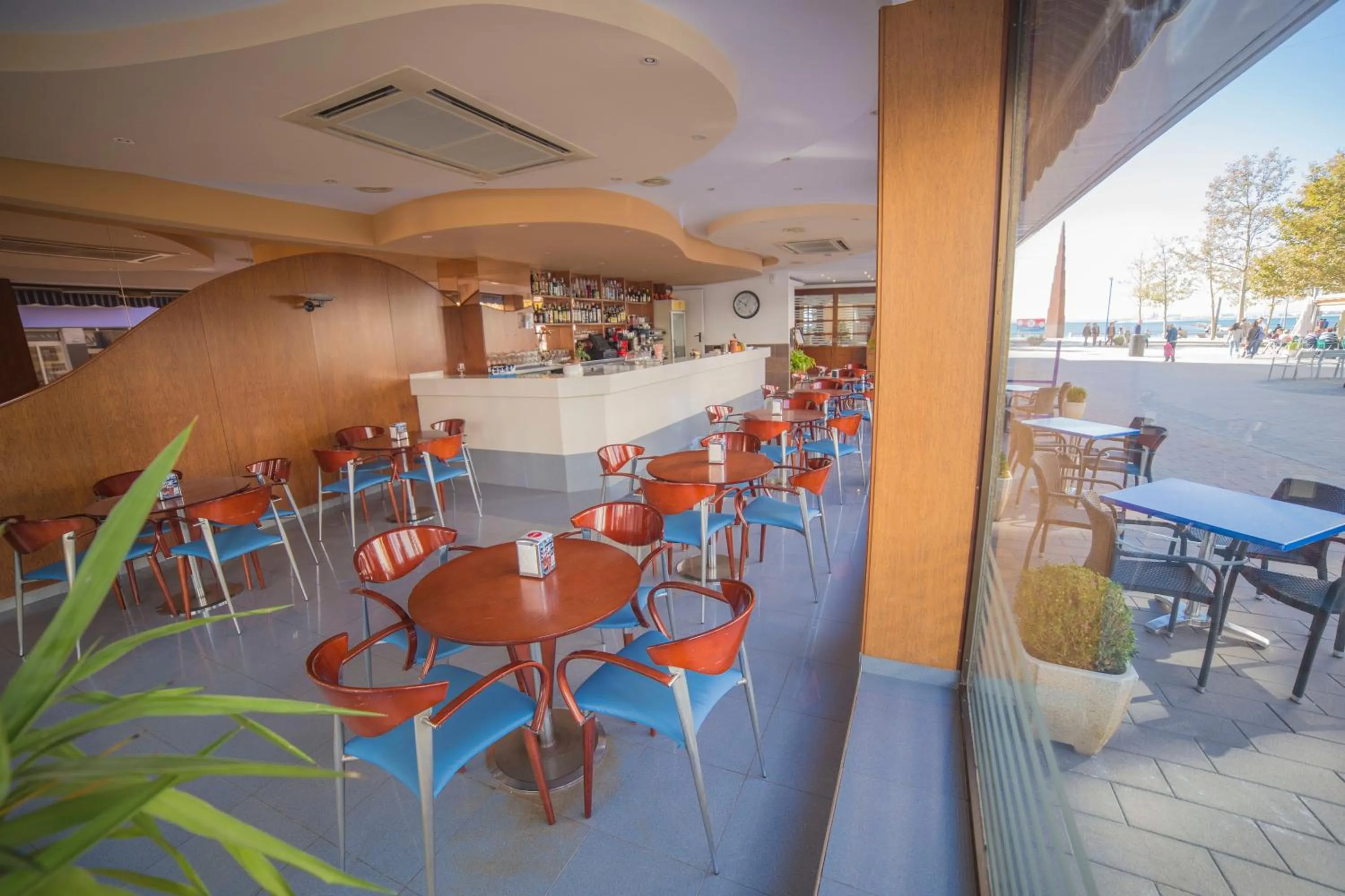 Lounge or bar in Hotel Ramblamar