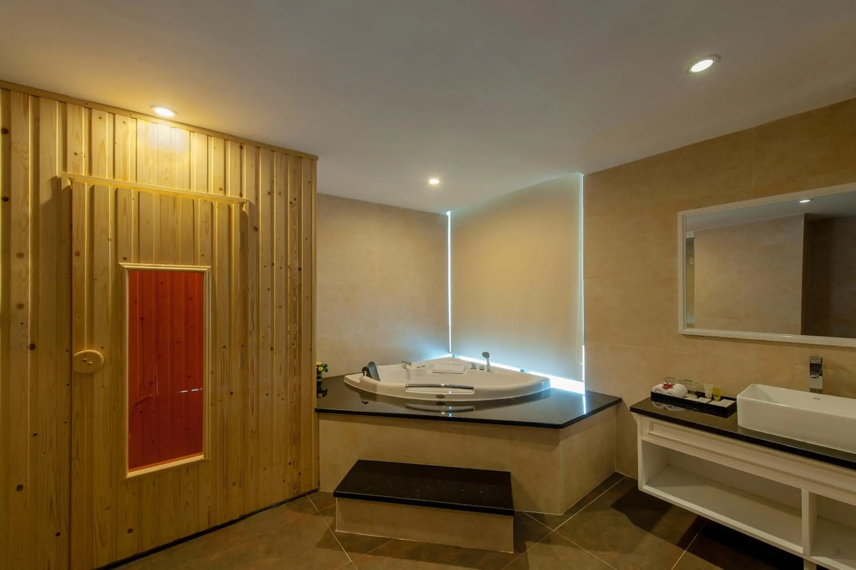 Spa and wellness centre/facilities, Bathroom in Muong Thanh Grand Nha Trang Hotel