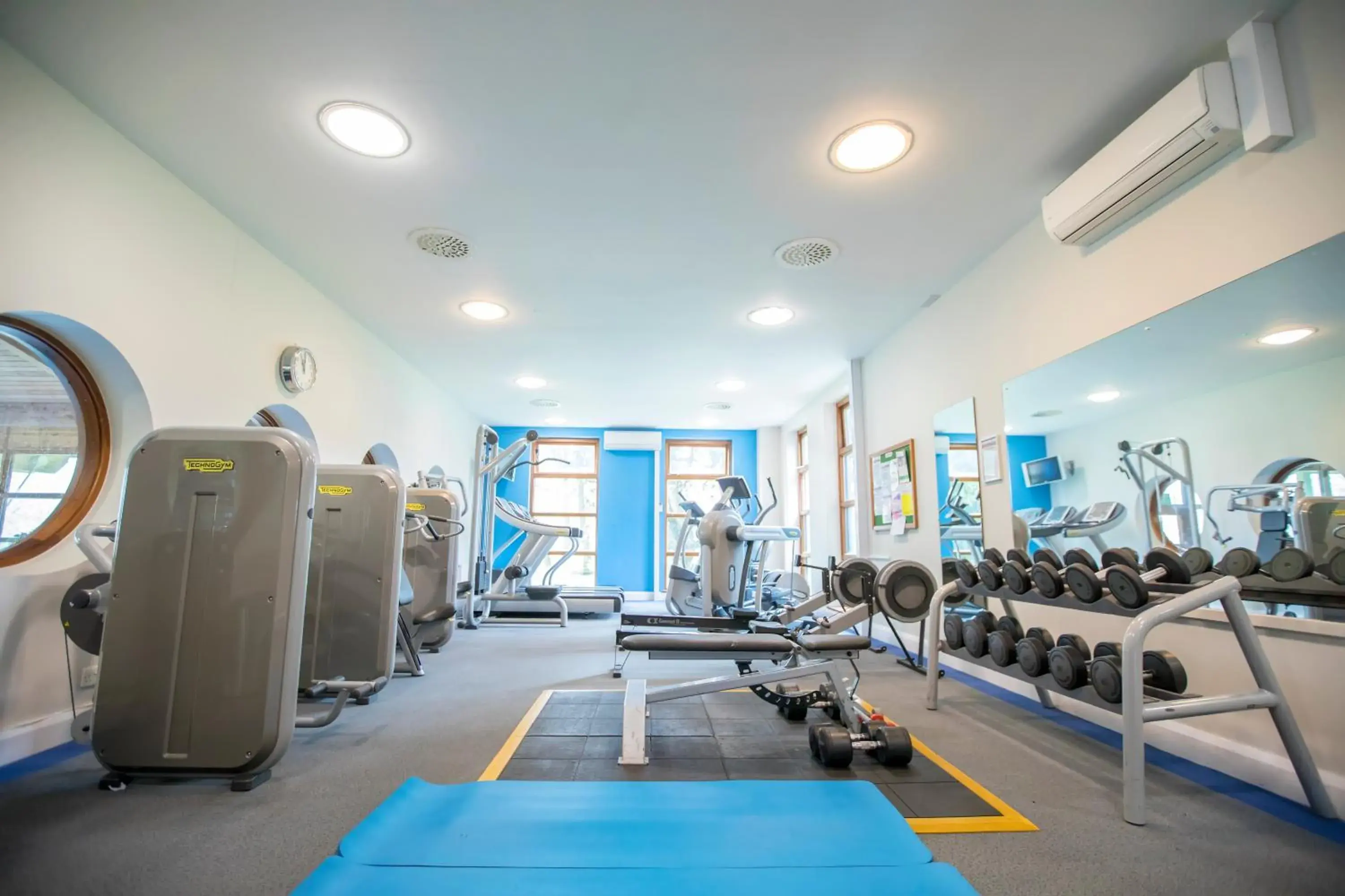 Fitness centre/facilities in Denham Grove Fitness centre/facilities in Denham Grove