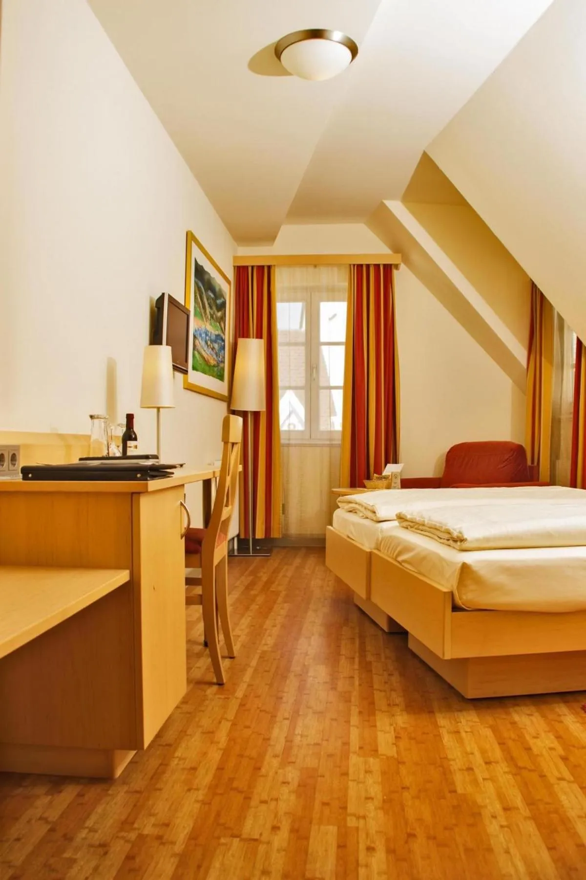 Photo of the whole room, Bed in Hotel Gasthof zum Ochsen