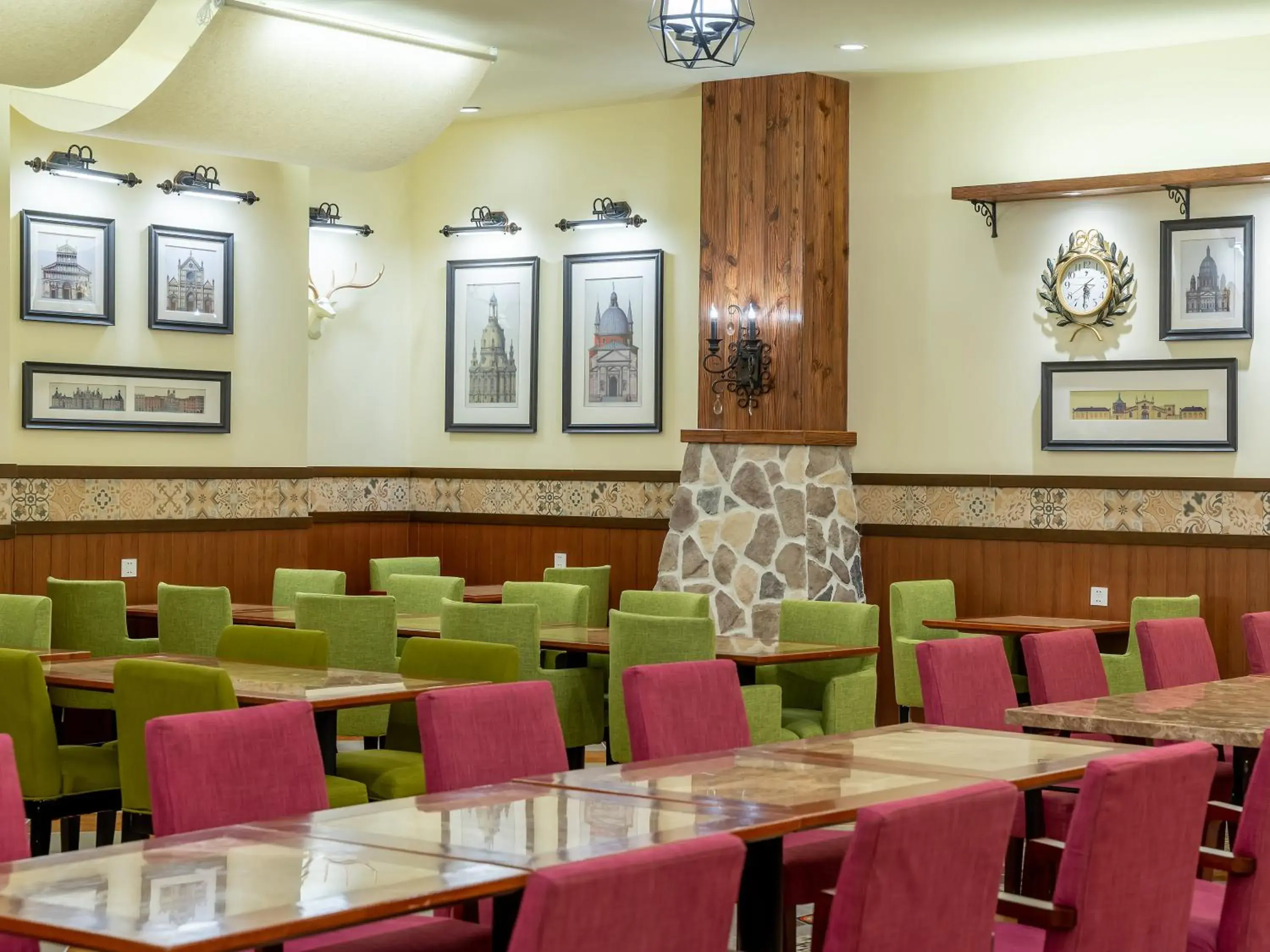 Restaurant/places to eat in Wyndham Shanghai Hongqiao-Near NECC Restaurant/places to eat in Wyndham Shanghai Hongqiao-Near NECC