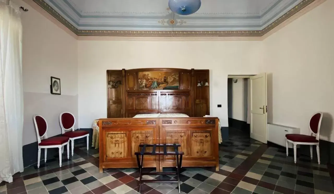 Bedroom in Palazzo Gambuzza