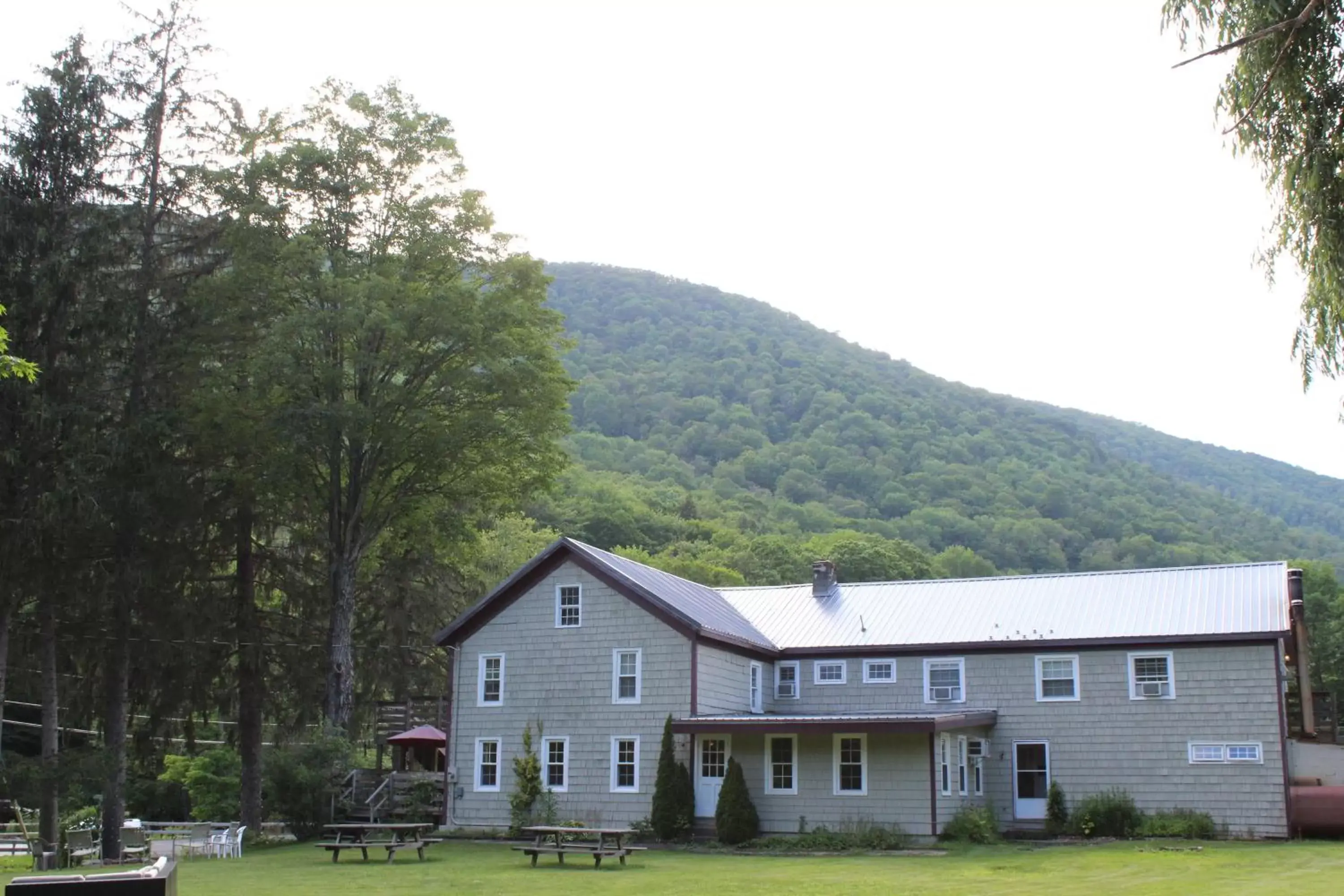 Facade/entrance in Catskill Seasons Inn