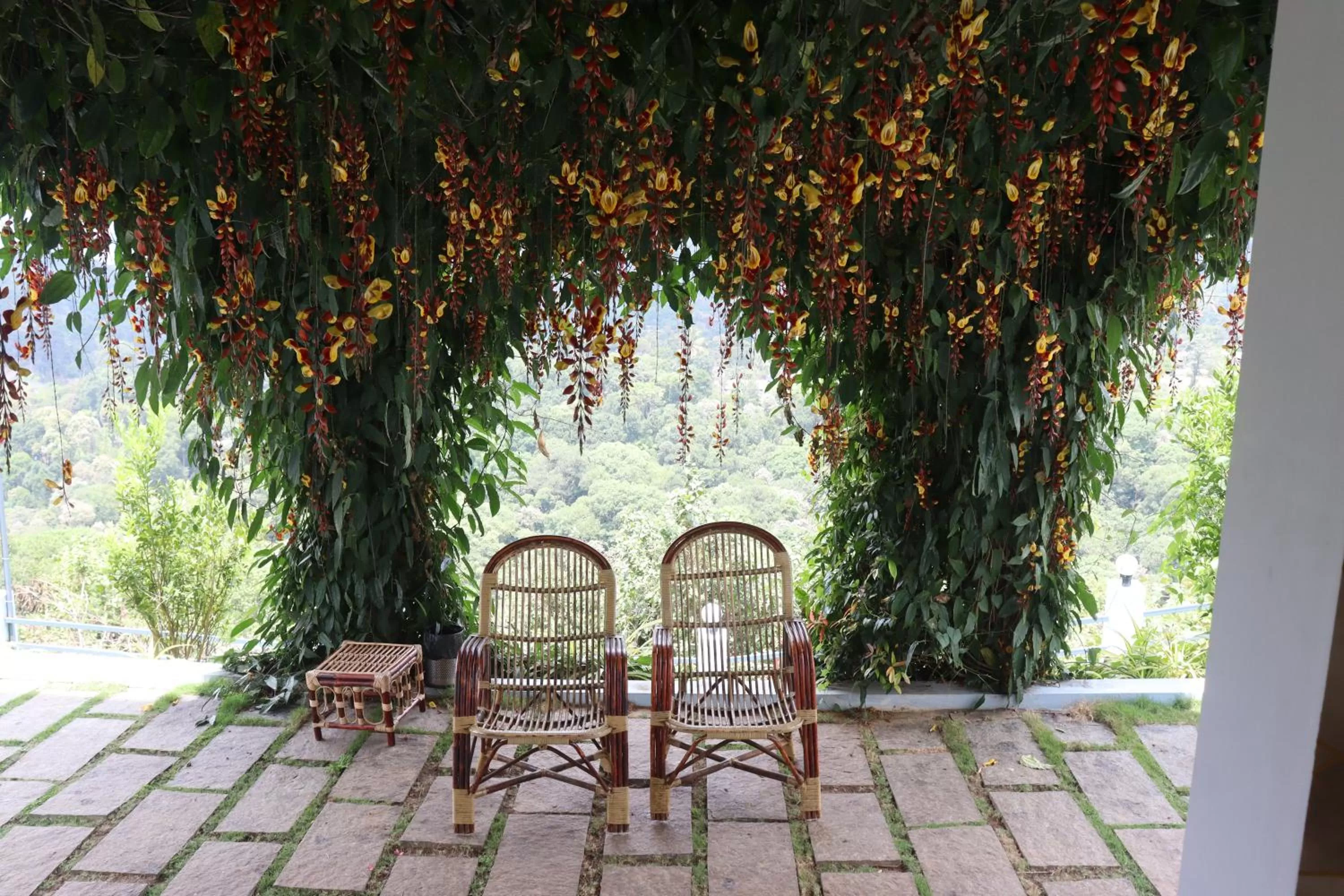 Garden view in Pleasant Hill Resort