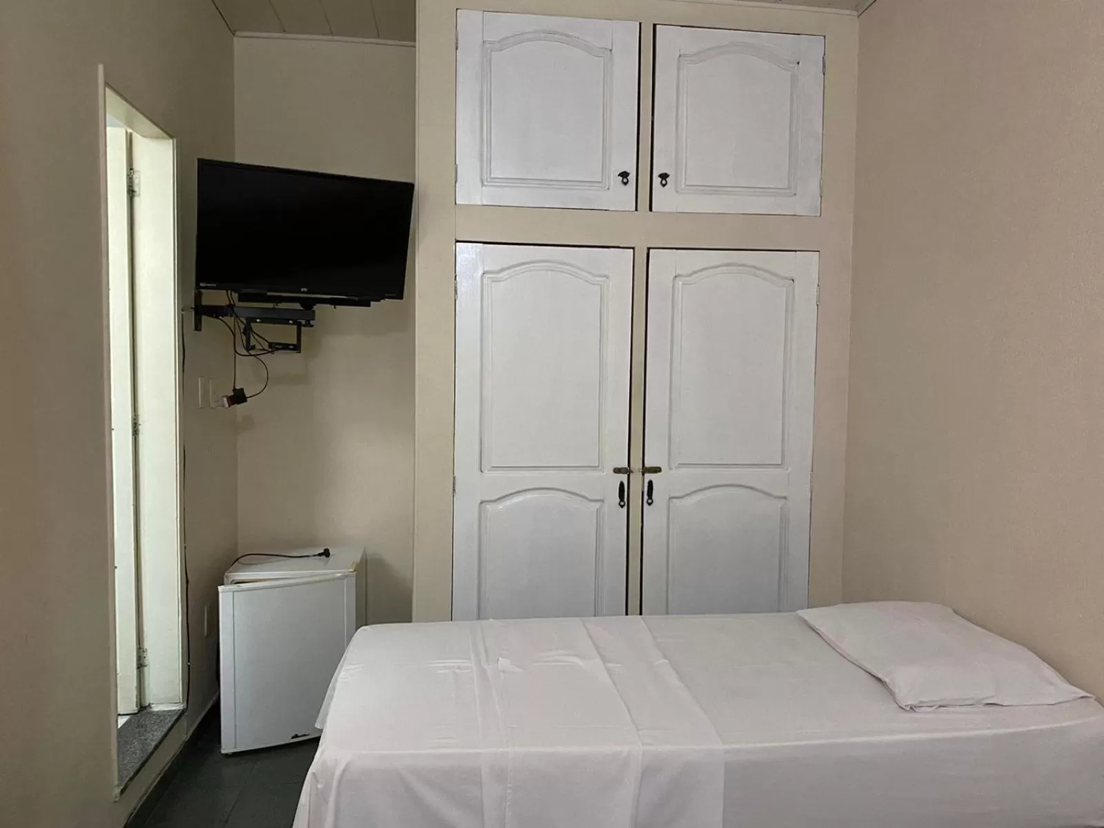 Photo of the whole room, Bed in Hotel Central Gold