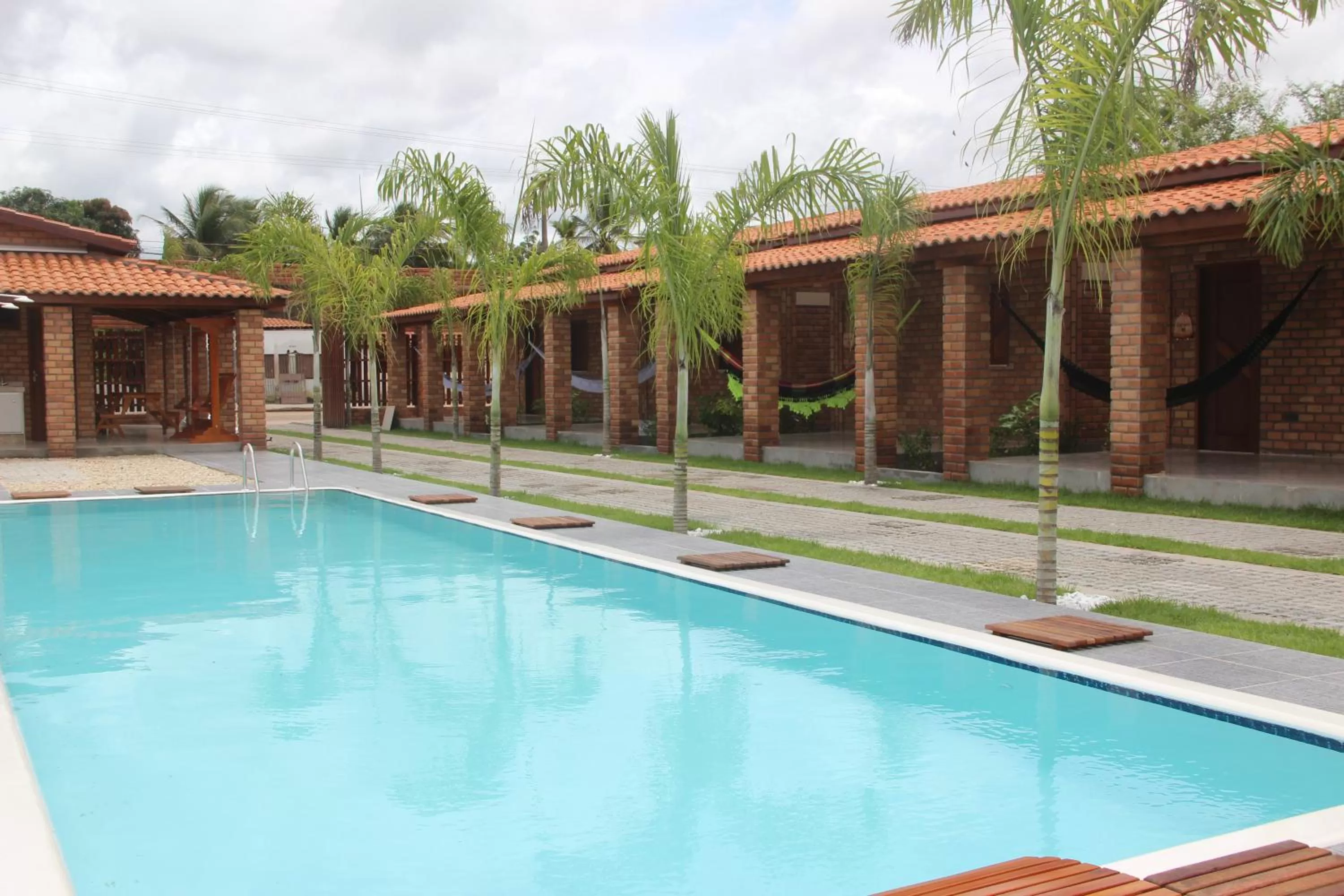 Pool view in Pousada Vasto Horizonte
