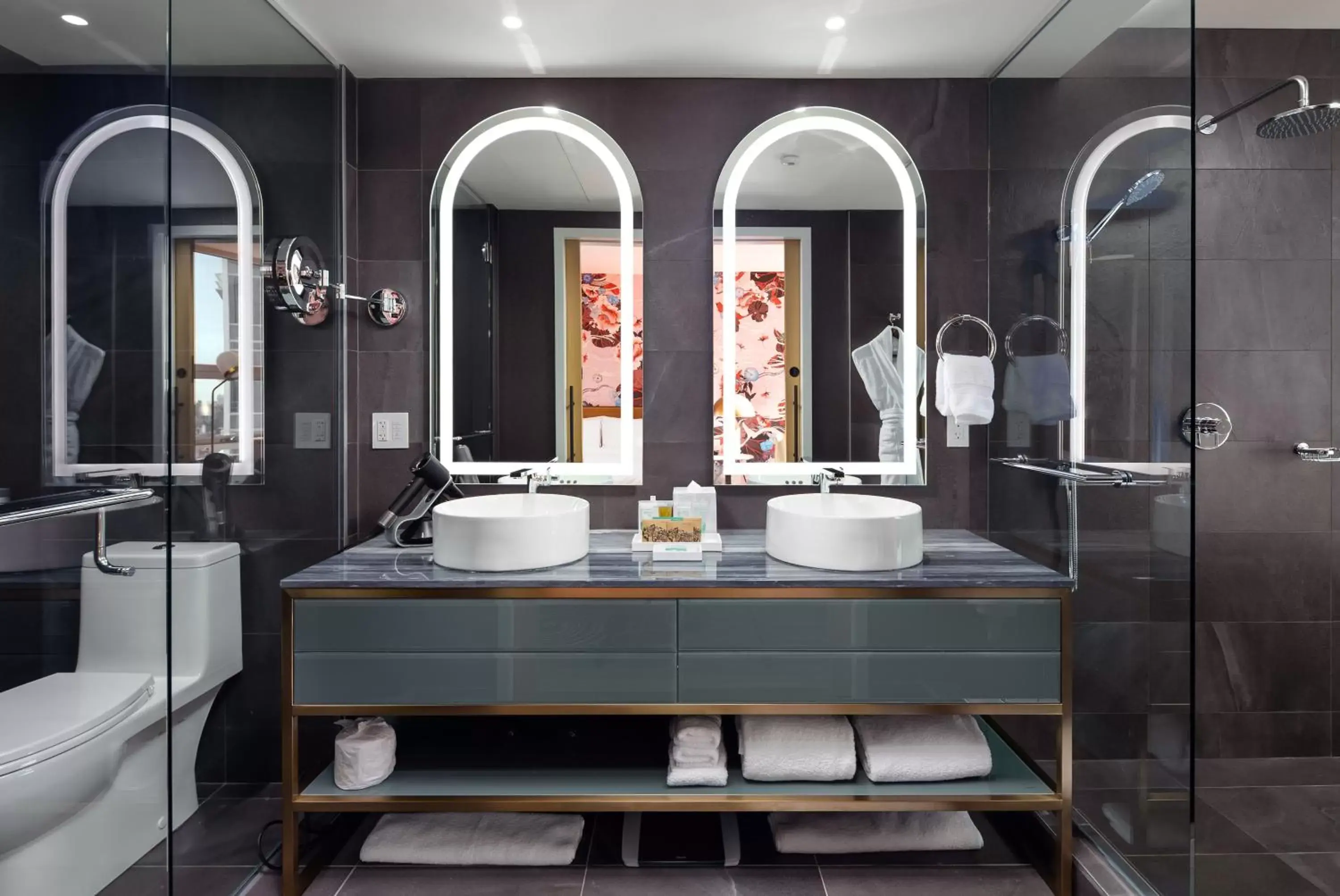 Bathroom in Versante Hotel Bathroom in Versante Hotel