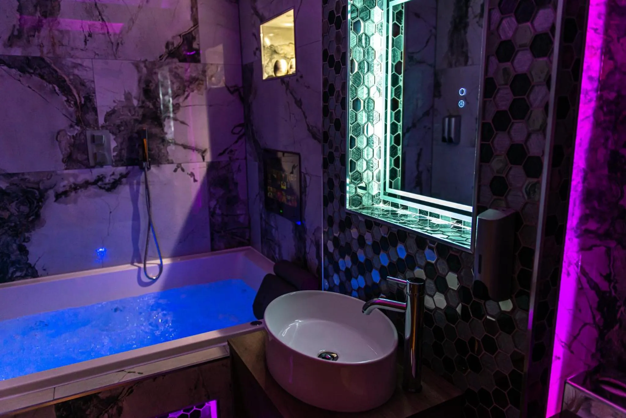 Bathroom in Optimal Apartments