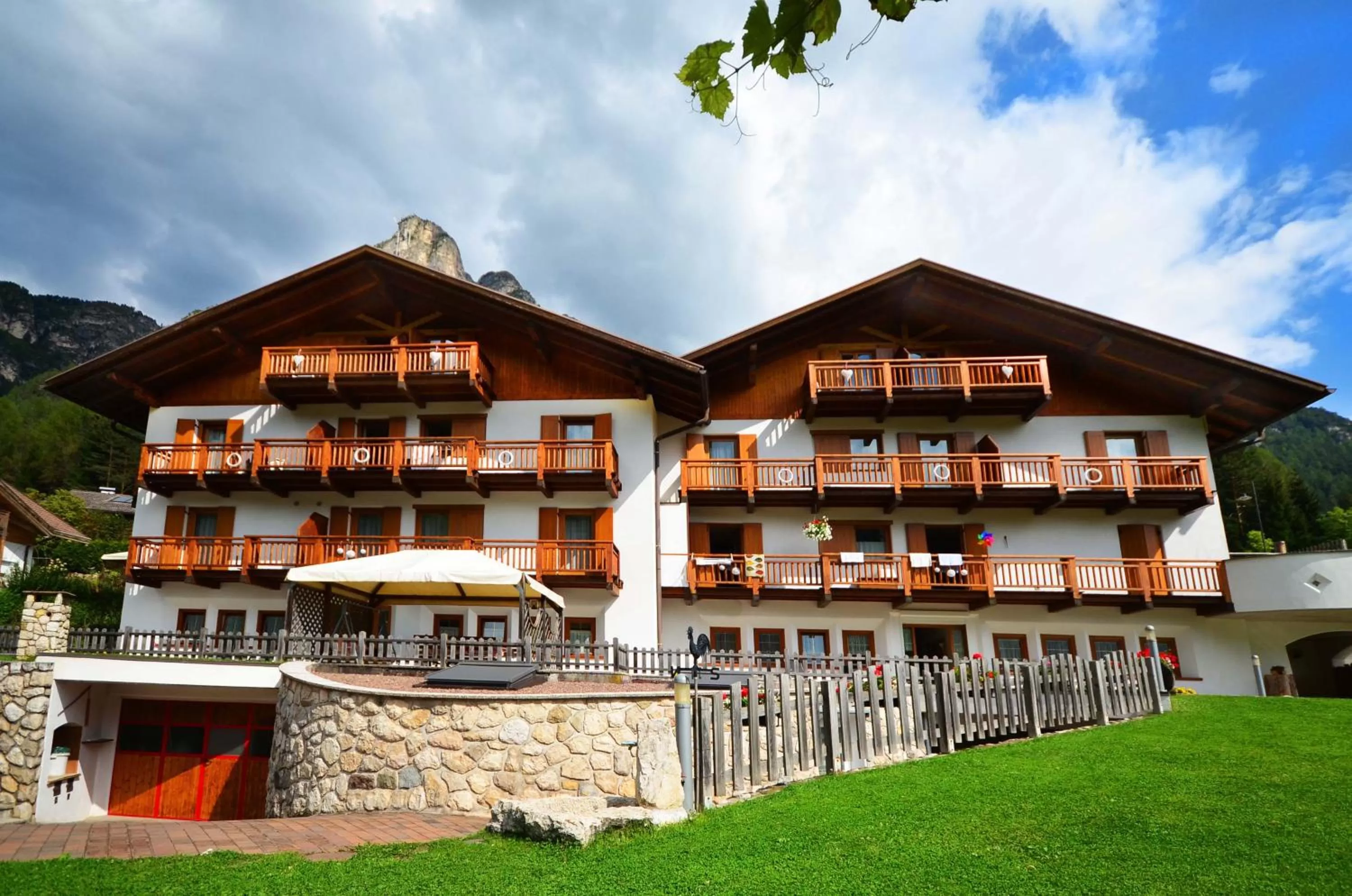 Garden view in FORESTO - holiday apartments