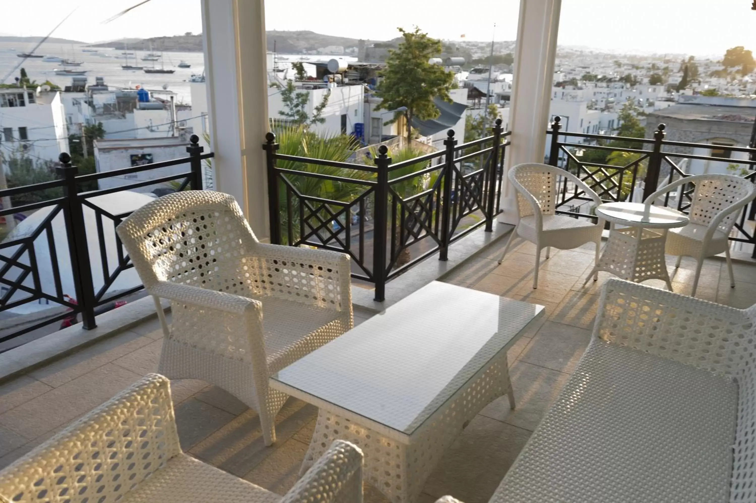 Balcony/Terrace in Ena Boutique Hotel