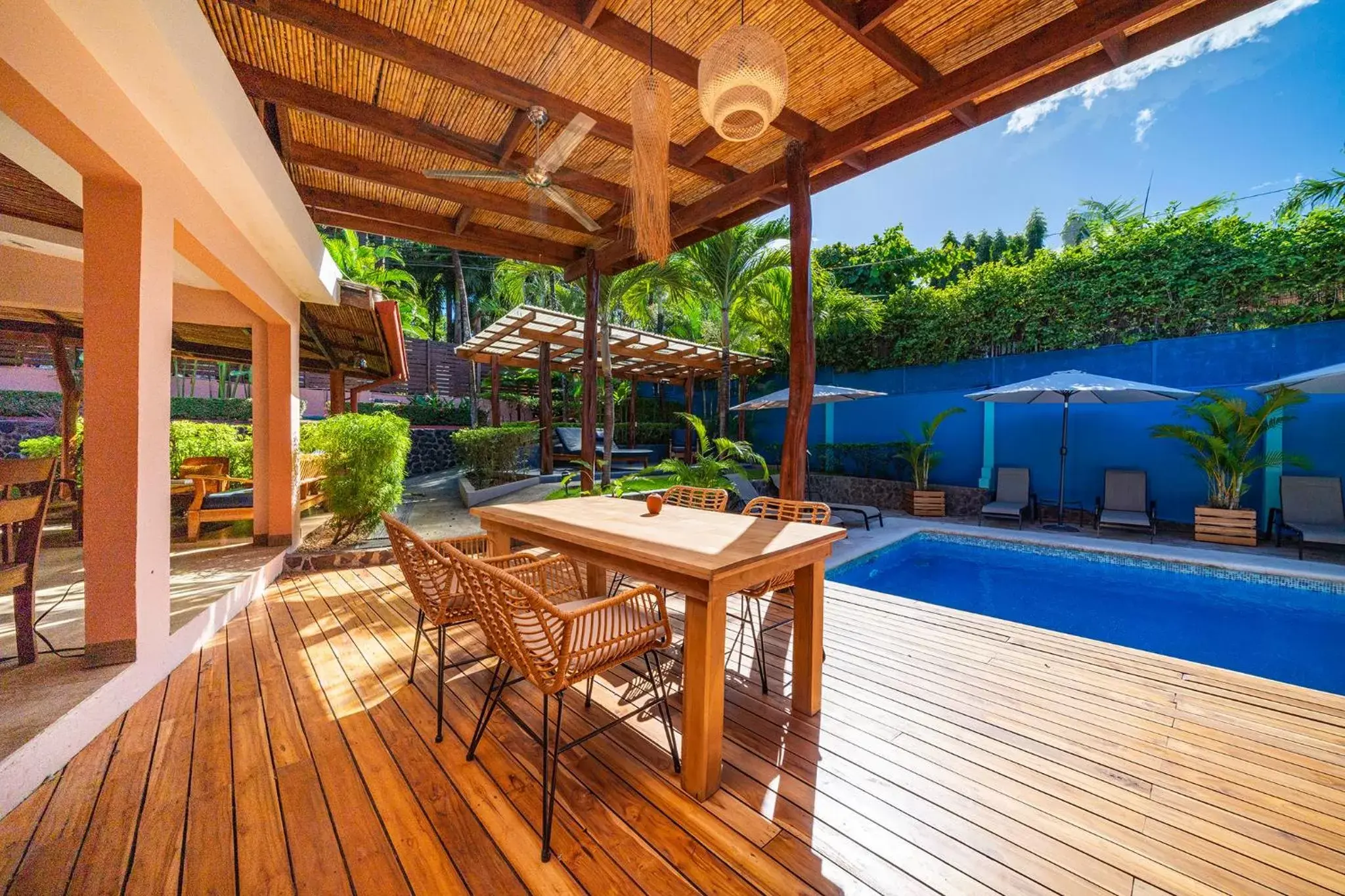 Seating area, Swimming Pool in Hotel Arco Iris