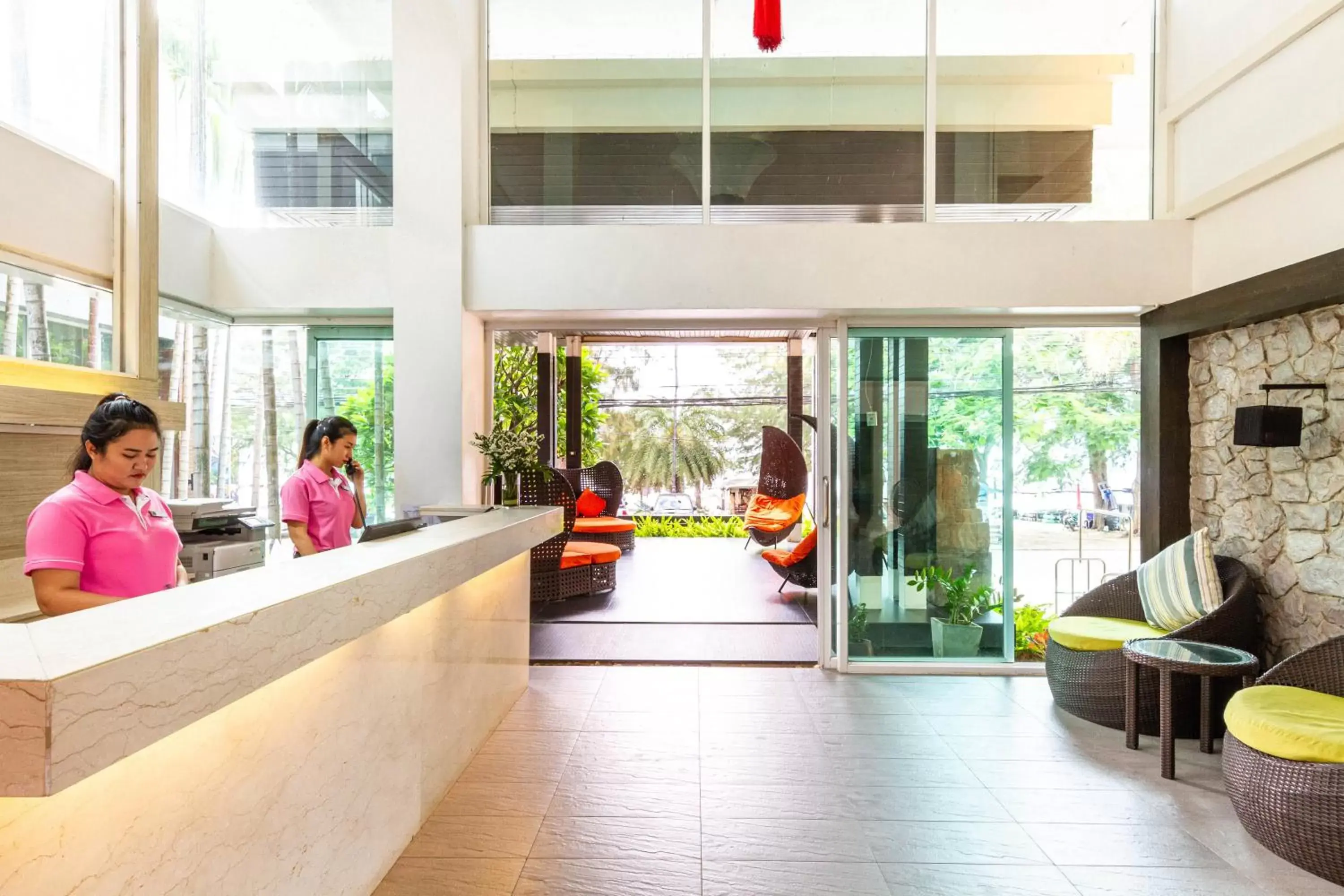 Lobby or reception in FuramaXclusive Sandara Hua Hin at Cha-am Beach