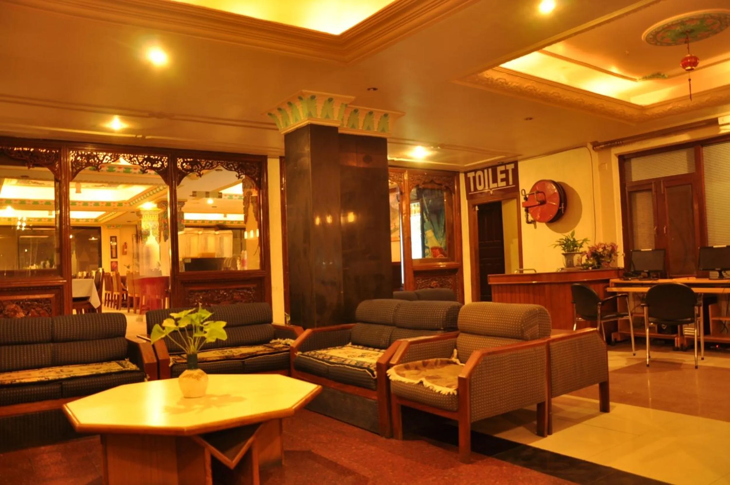 Communal lounge/ TV room in Tibet Guest House