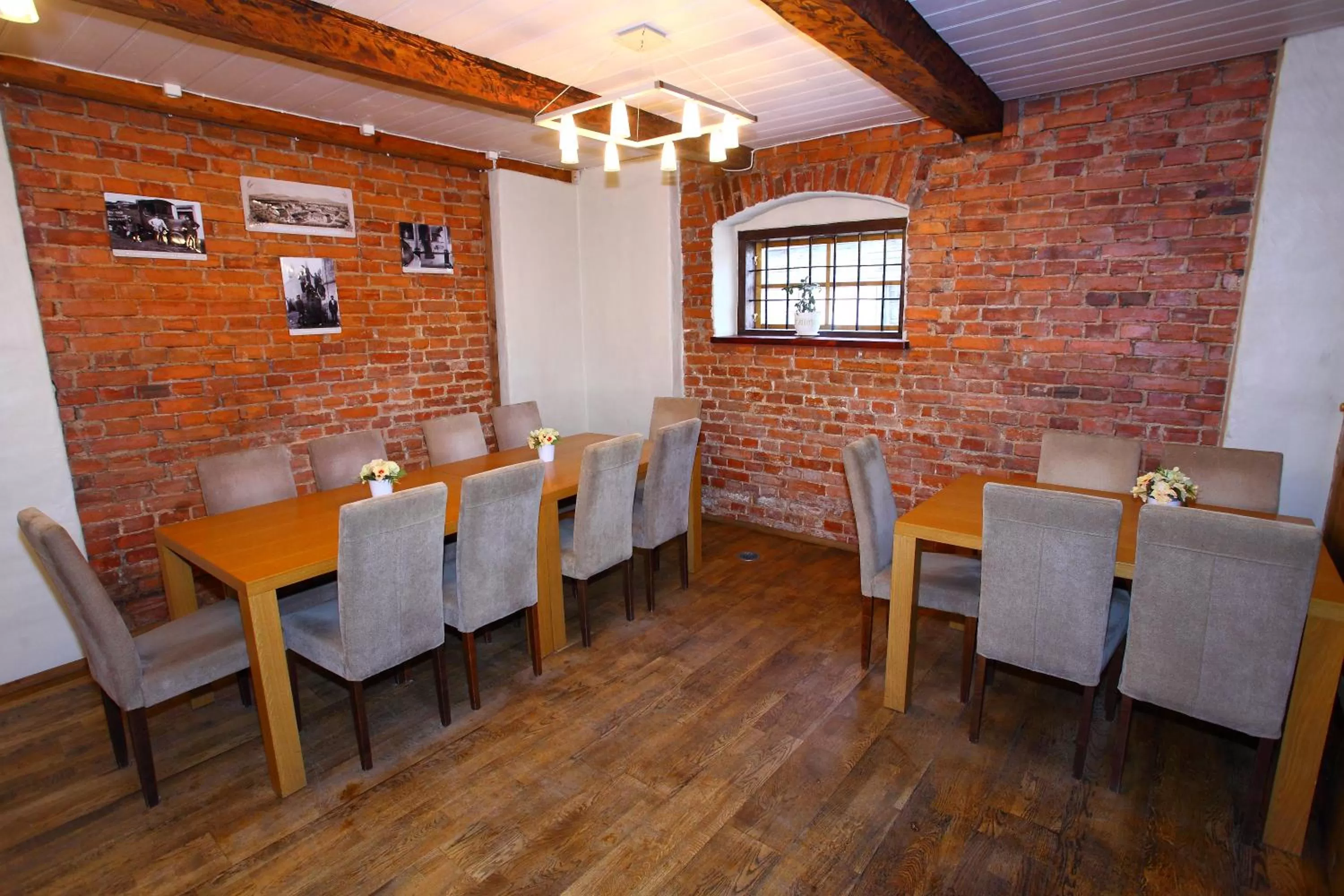 Restaurant/places to eat in Guesthouse Mõisa Ait