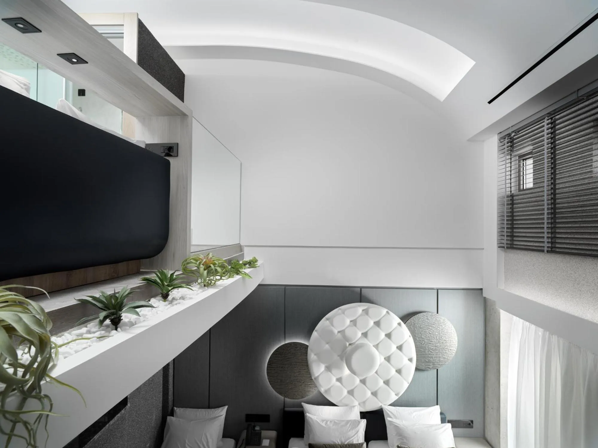 Photo of the whole room in Nautilux Rethymno by Mage Hotels