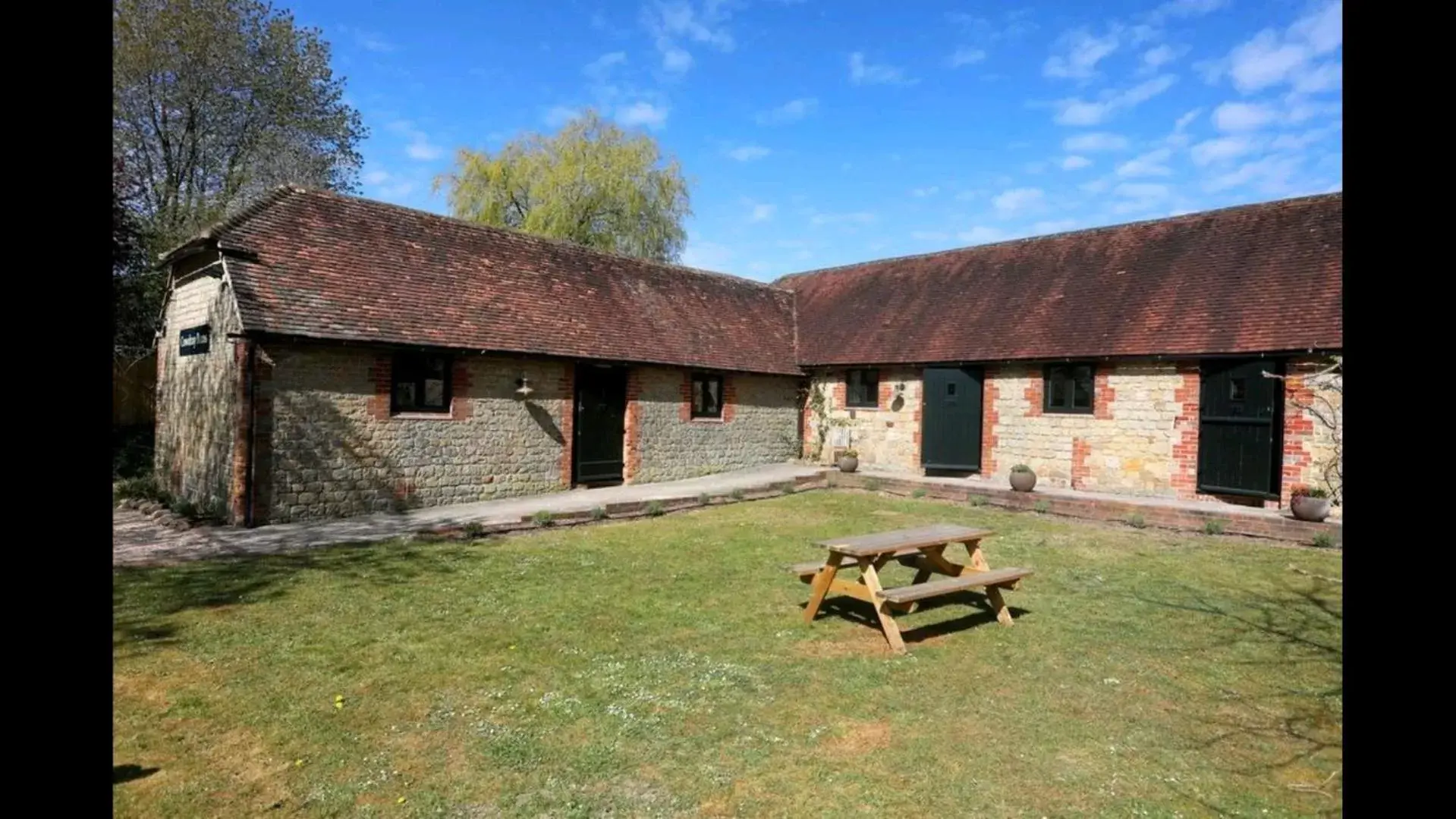 Property Building in Halfway Bridge