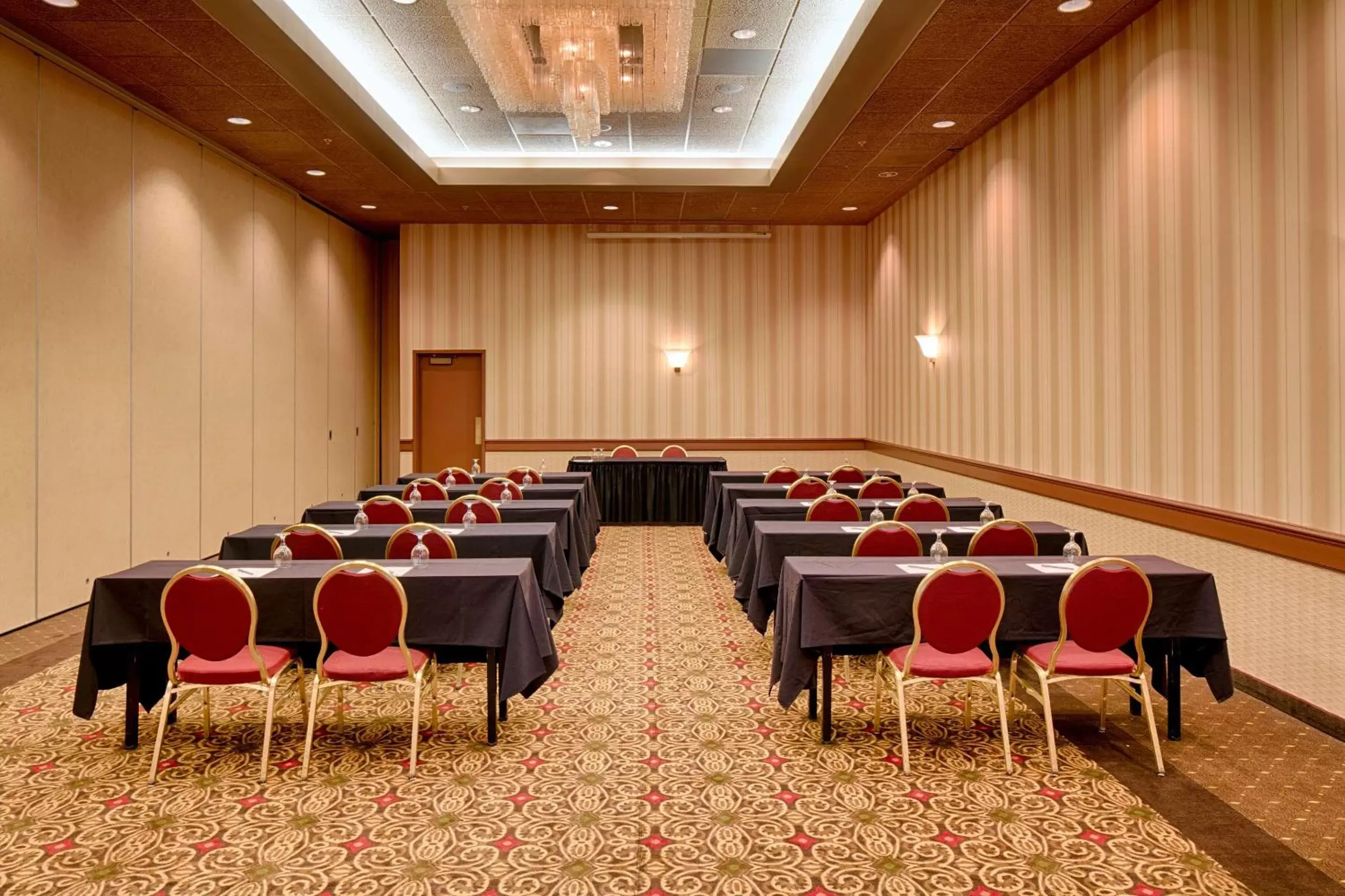 Meeting/conference room in Red Lion Hotel Redding