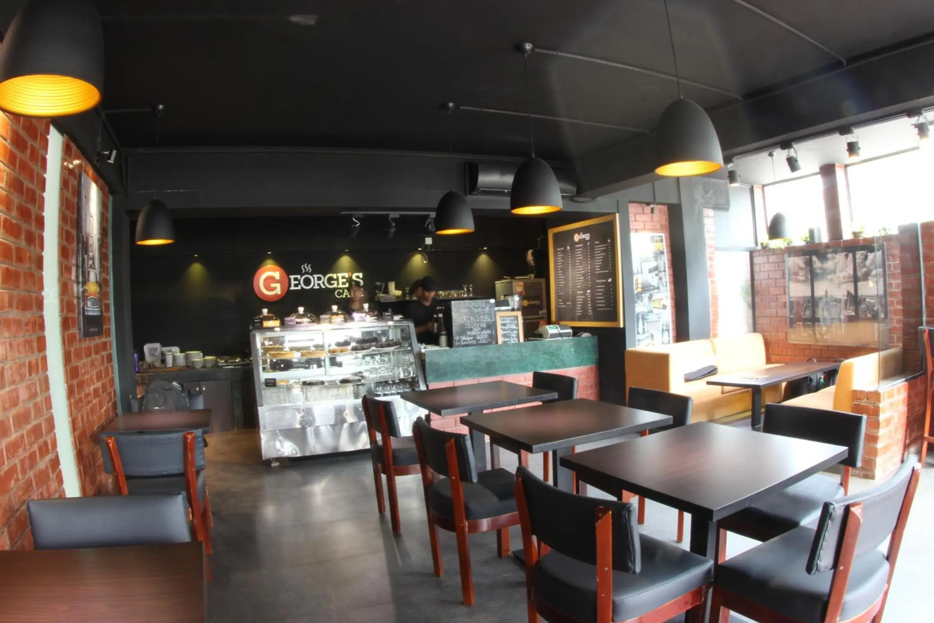 Restaurant/places to eat in Richmond Hotel & Suites Restaurant/places to eat in Richmond Hotel & Suites