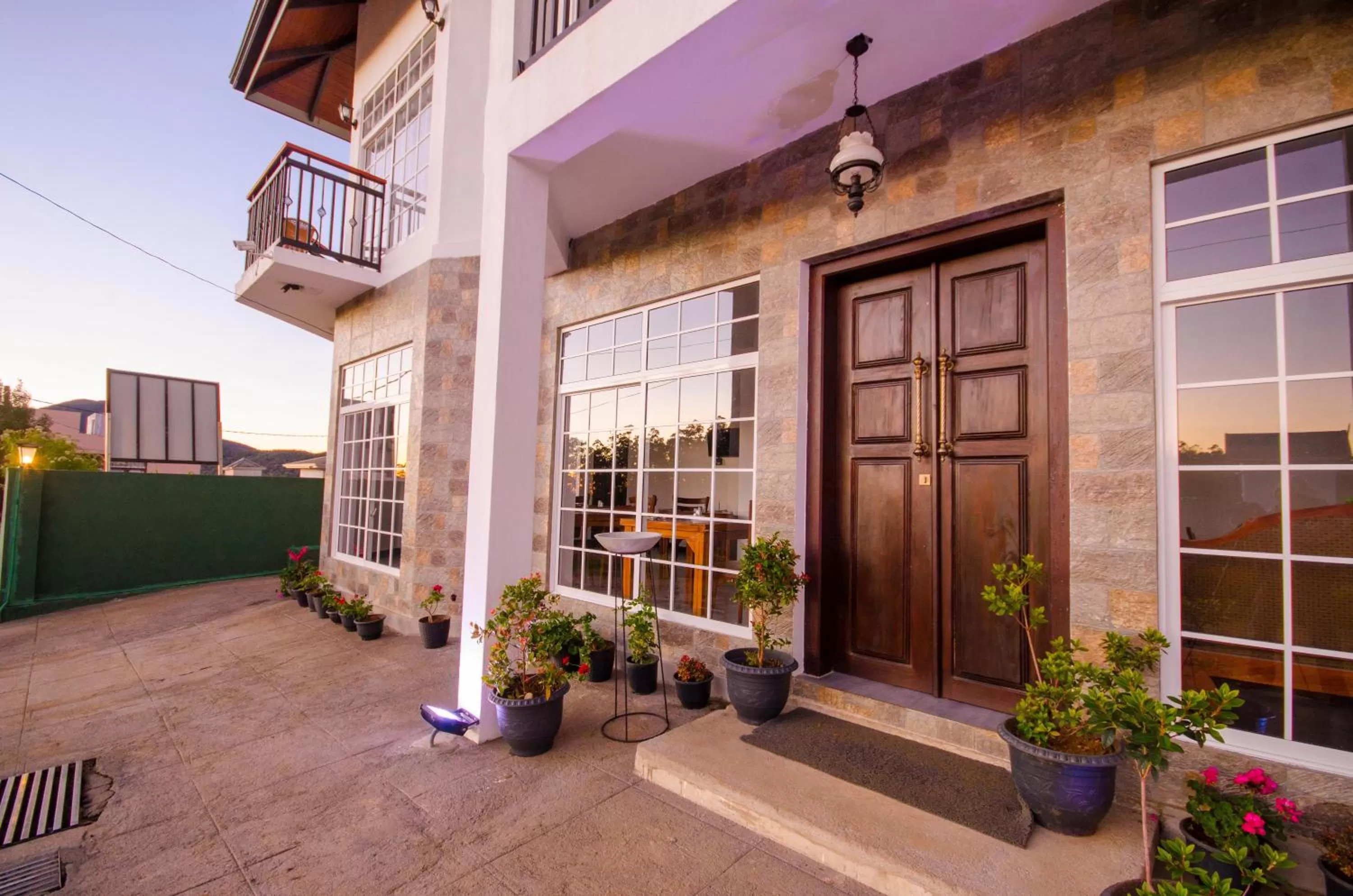 Facade/entrance in Misthill Rest - Lavish Villa