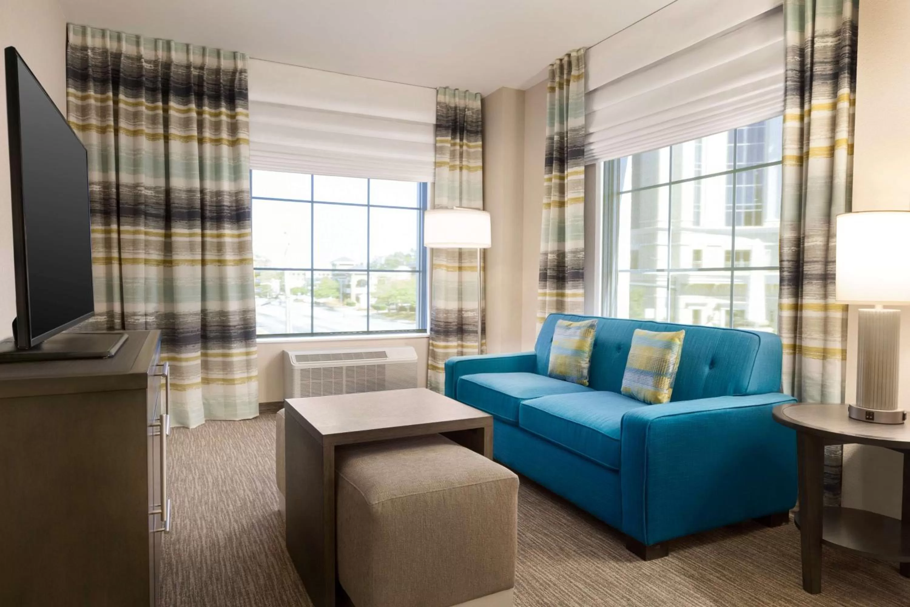 Living room in Homewood Suites By Hilton Charlotte Southpark