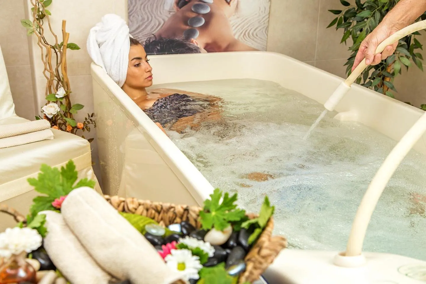 Hot Tub in Hotel Bankya Palace