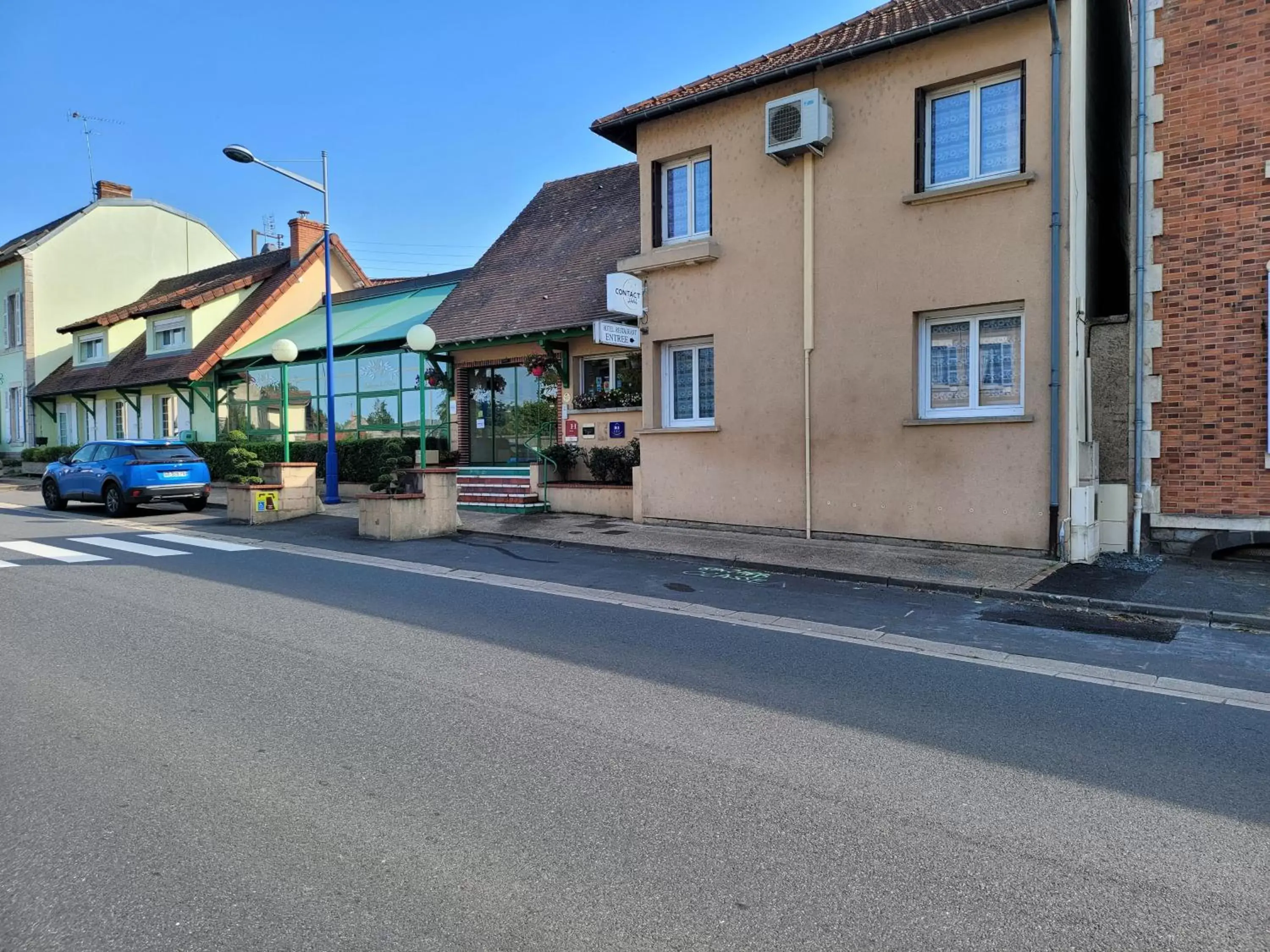 Property Building in L'AUBERGE DE L'OLIVE