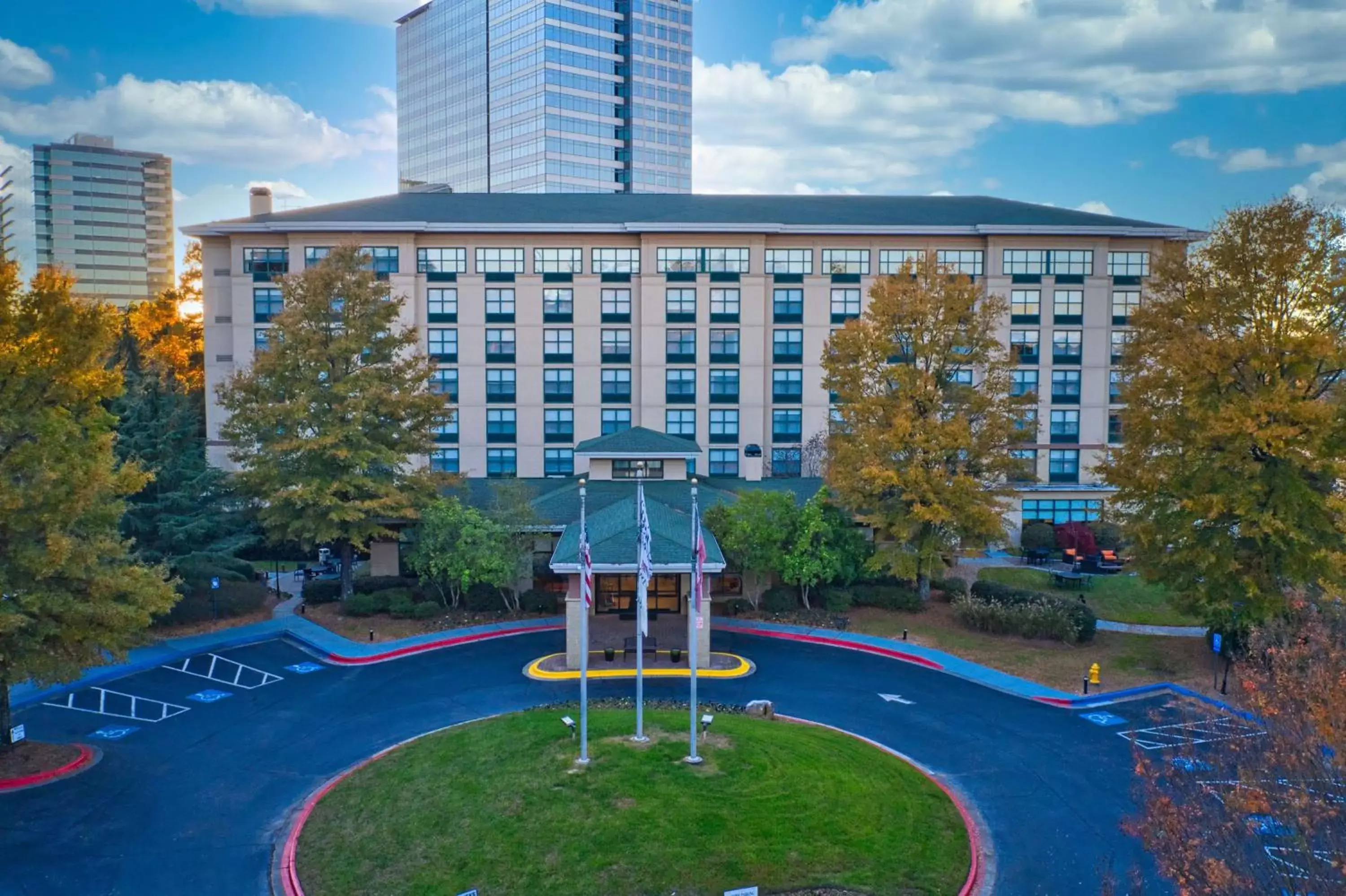 Property building in Hilton Garden Inn Atlanta Perimeter Center