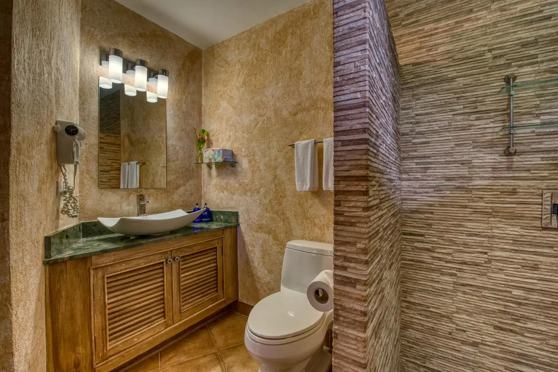 Bathroom in Buena Vista Chic Hotel