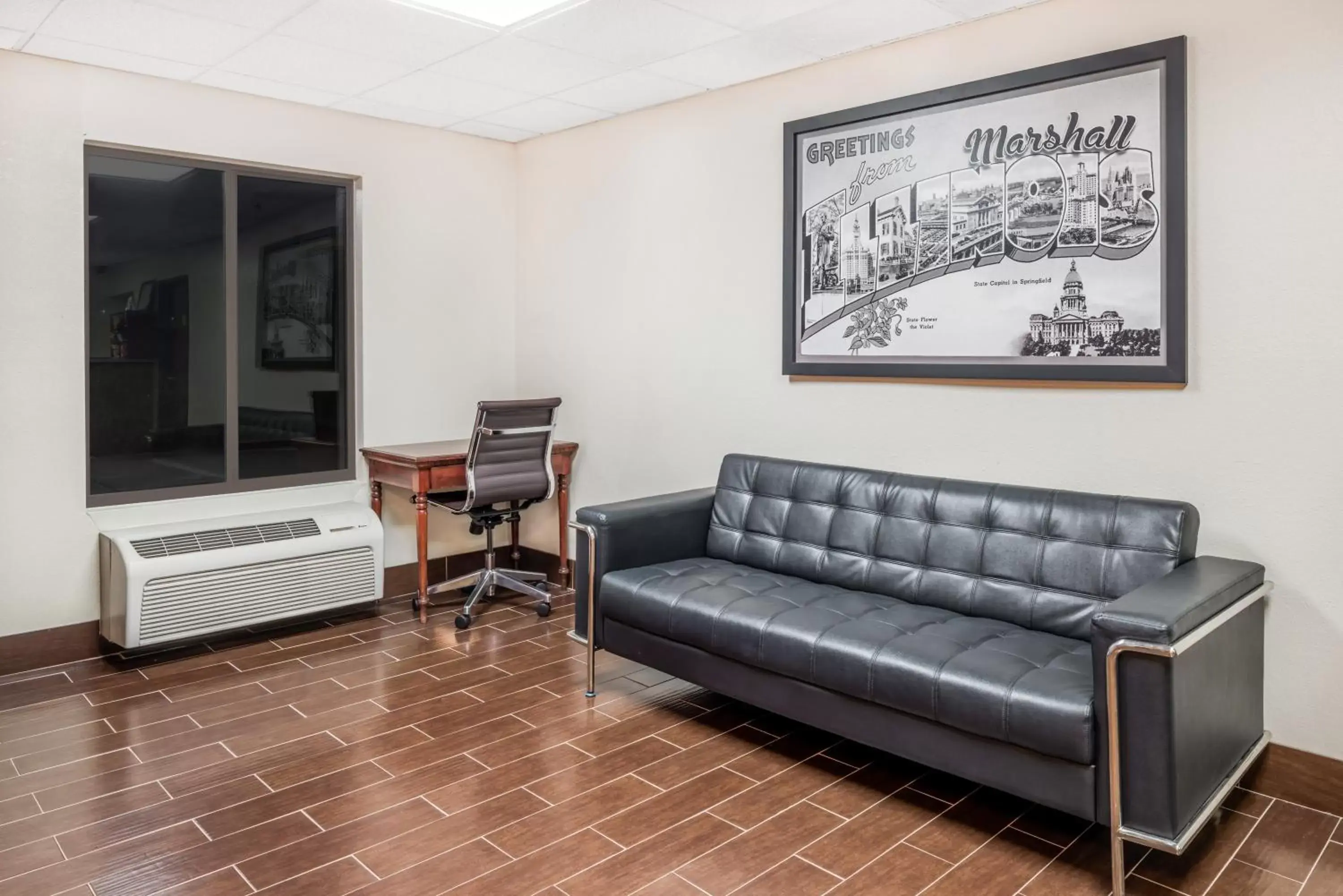 Lobby or reception in Super 8 by Wyndham Marshall Lobby or reception in Super 8 by Wyndham Marshall