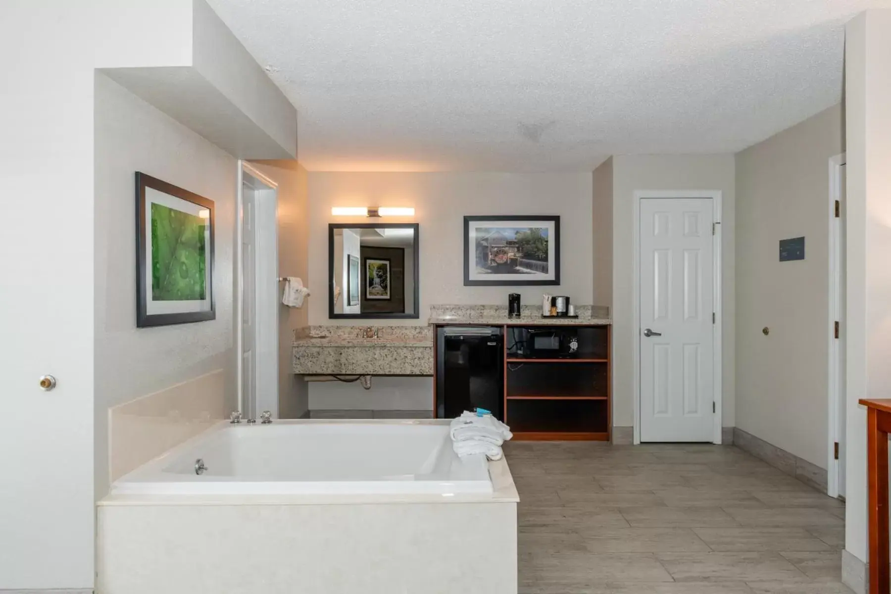 Photo of the whole room, Bathroom in Twin Mountain Inn & Suites