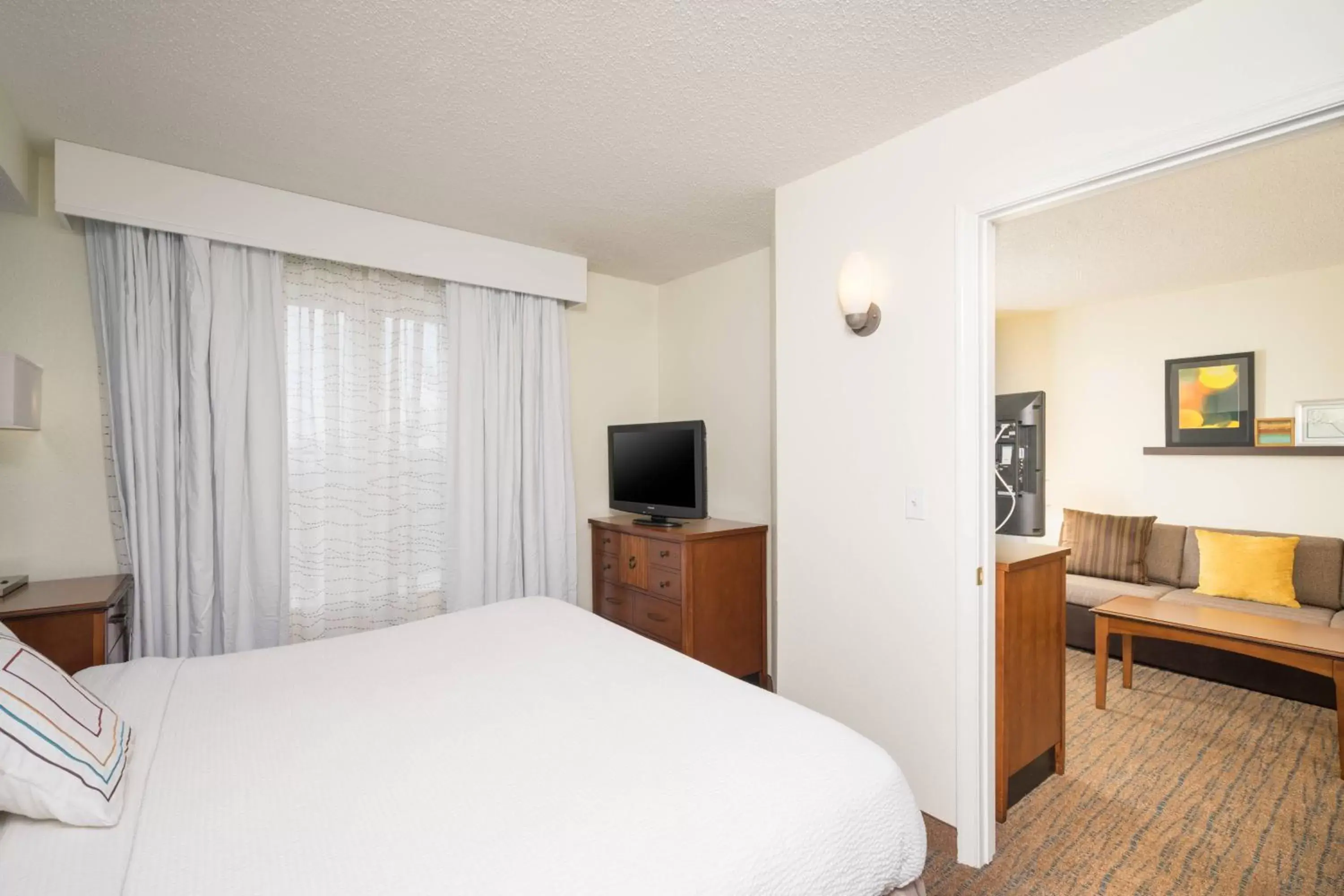 Bedroom, Bed in Residence Inn by Marriott Salisbury