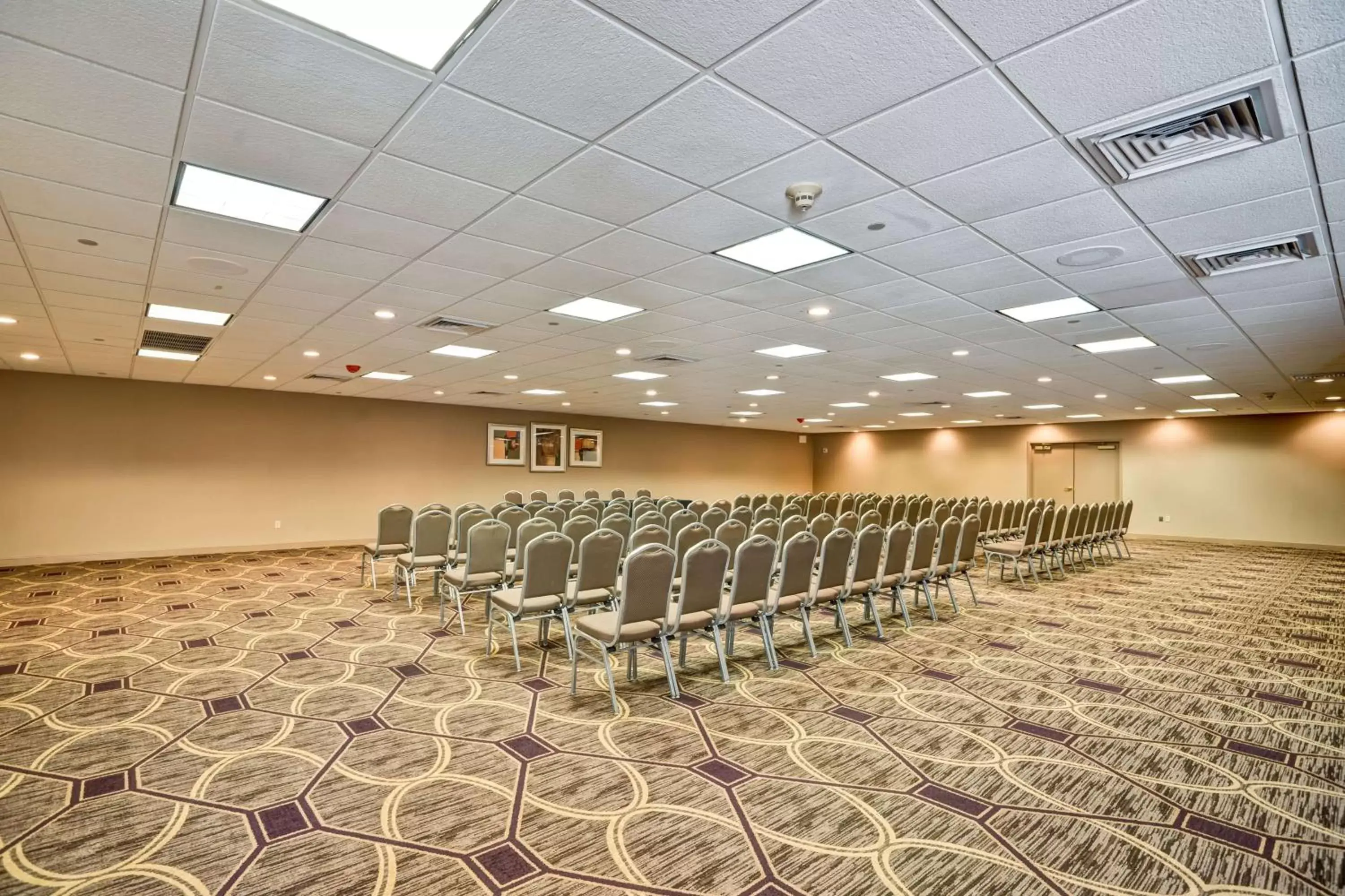 Meeting/conference room in DoubleTree by Hilton Downtown Wilmington - Legal District