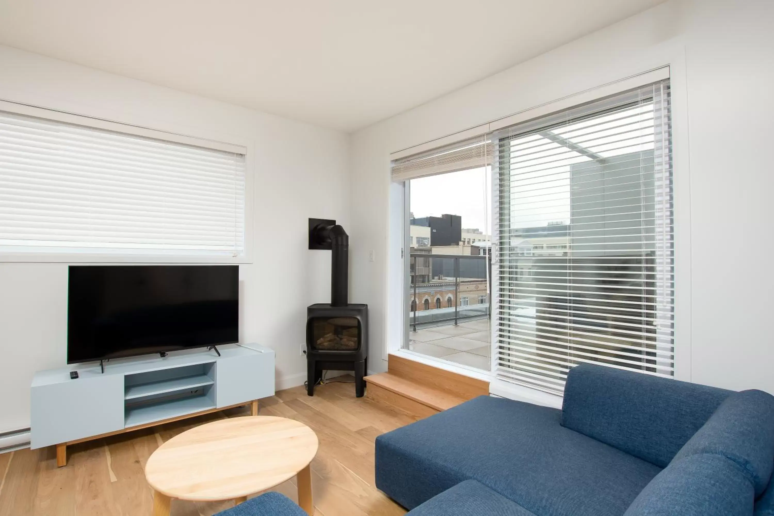 TV and multimedia, Seating Area in Les Lofts St-François - Par Les Lofts Vieux-Quebec