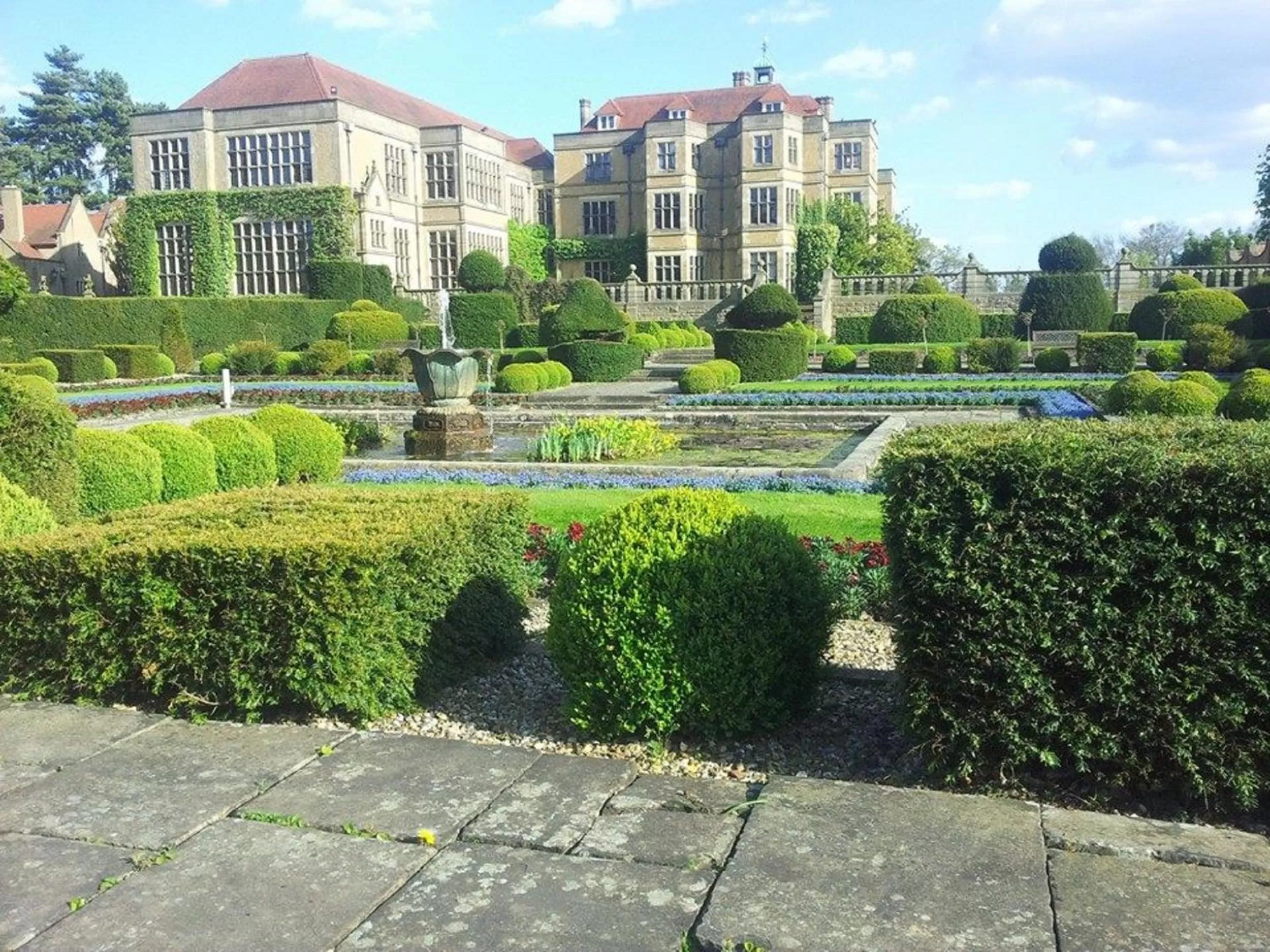 Garden in Fanhams Hall, Exclusive Collection