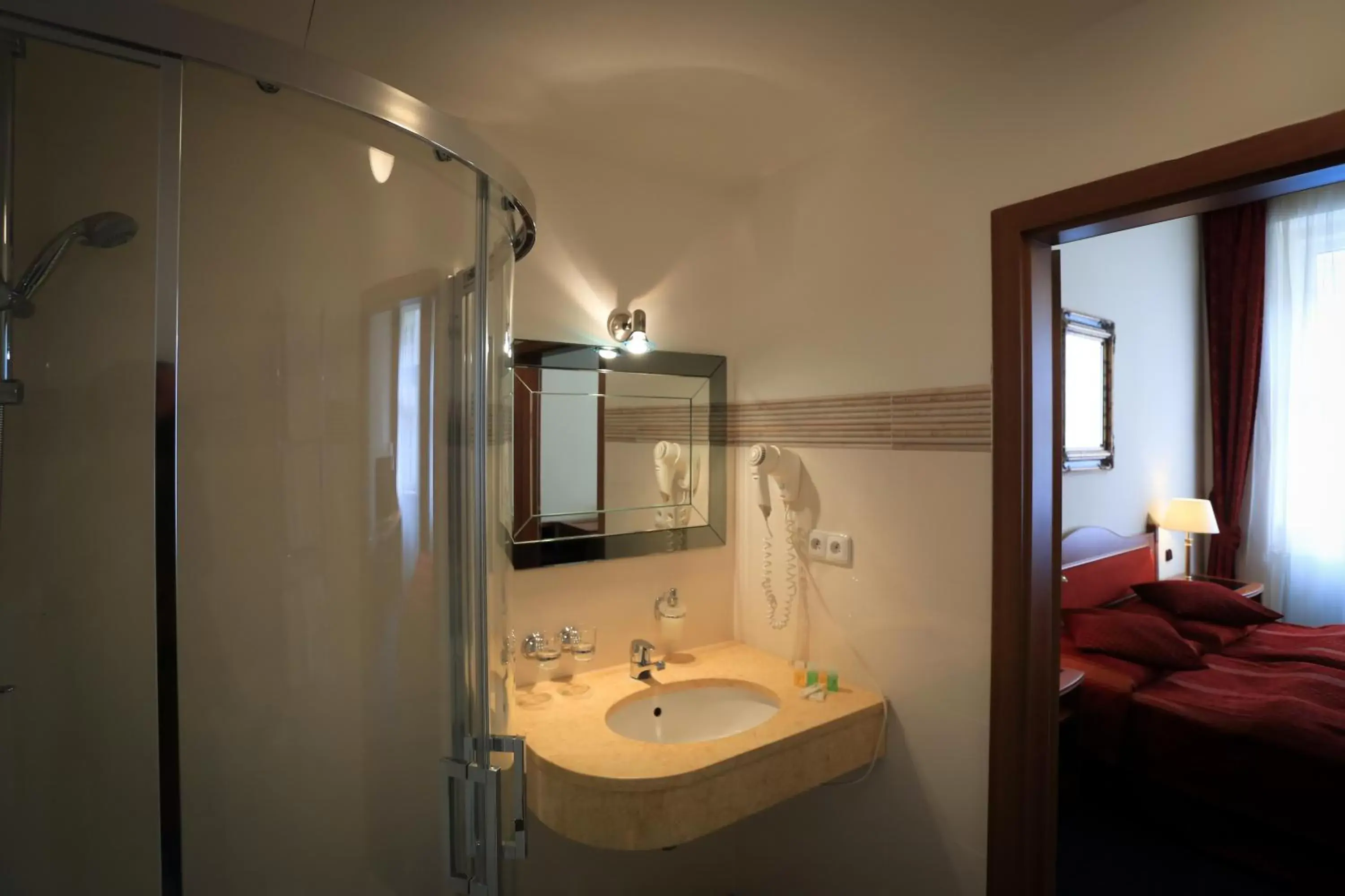 Shower, Bathroom in Hotel Ariston Prague