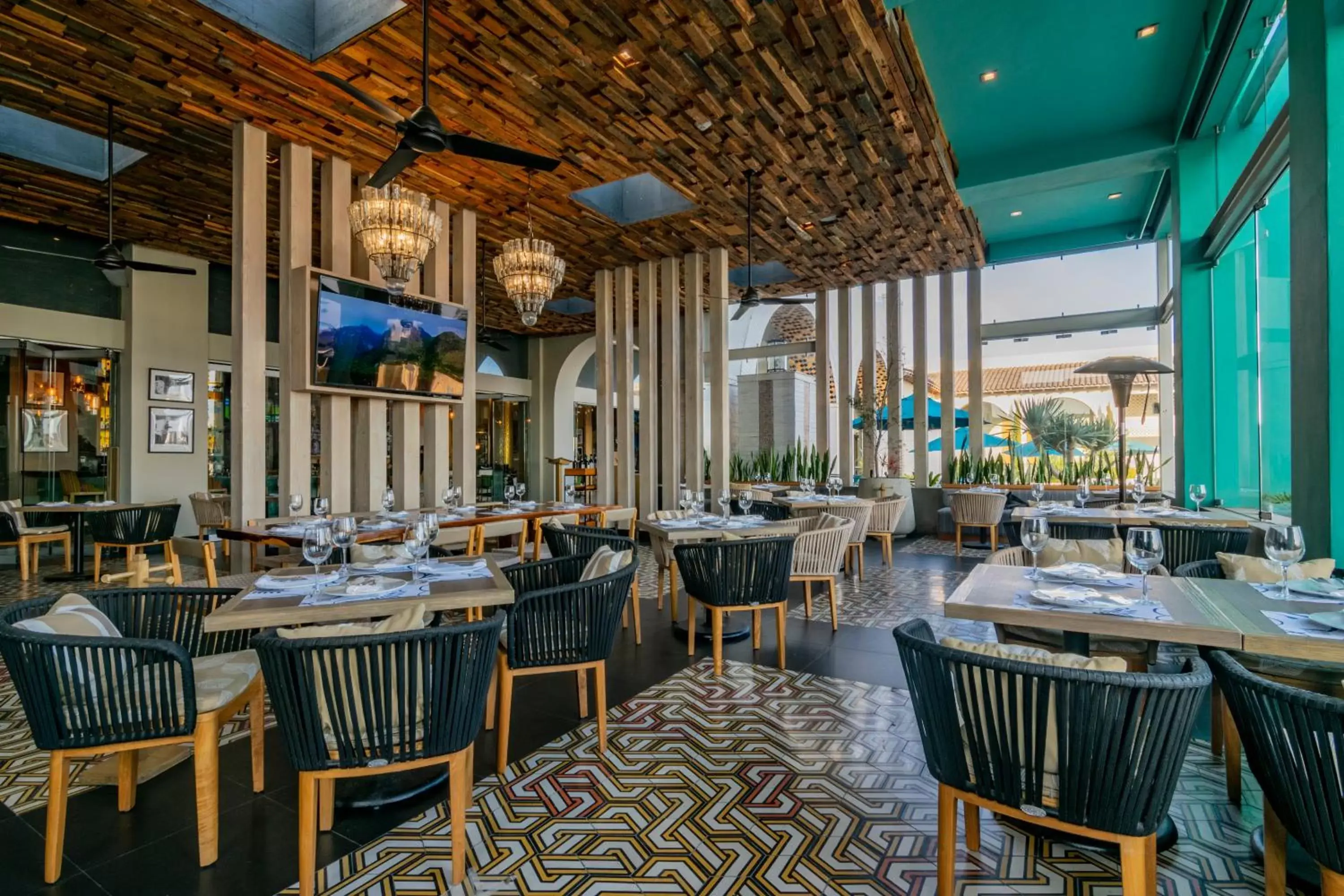 Restaurant/Places to Eat in Torre Lucerna Hotel Ensenada