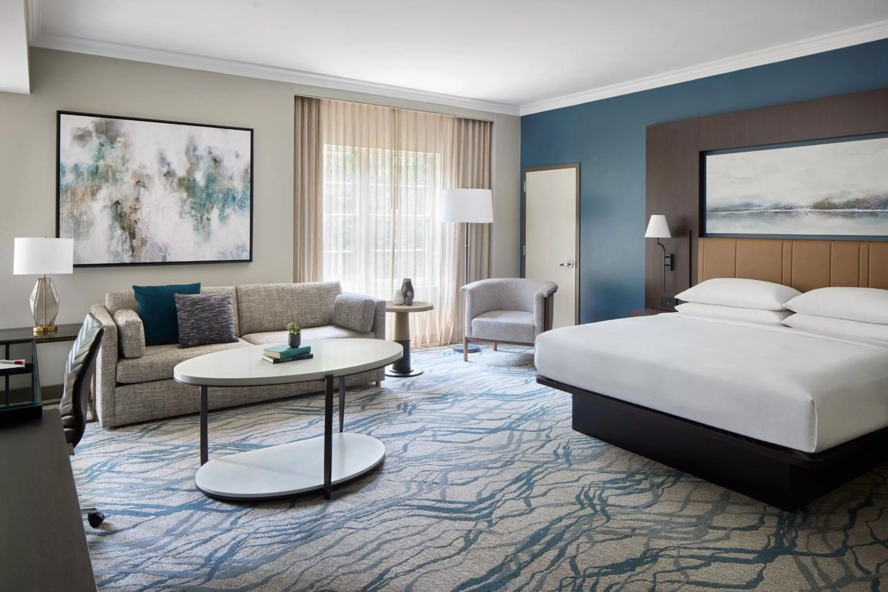 Photo of the whole room, Bed in Westfields Marriott Washington Dulles