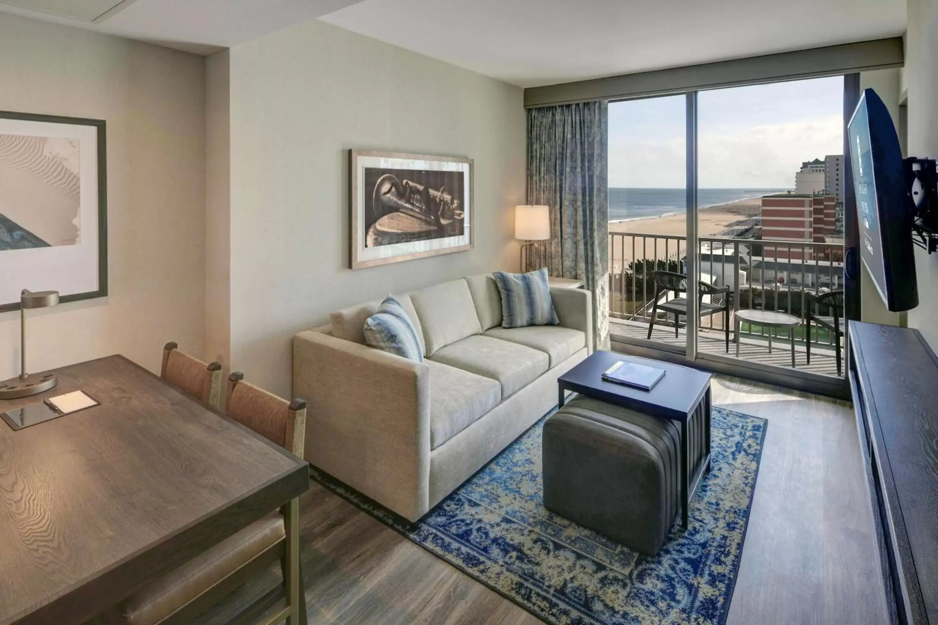 Bedroom, Seating Area in Embassy Suites By Hilton Virginia Beach Oceanfront Resort