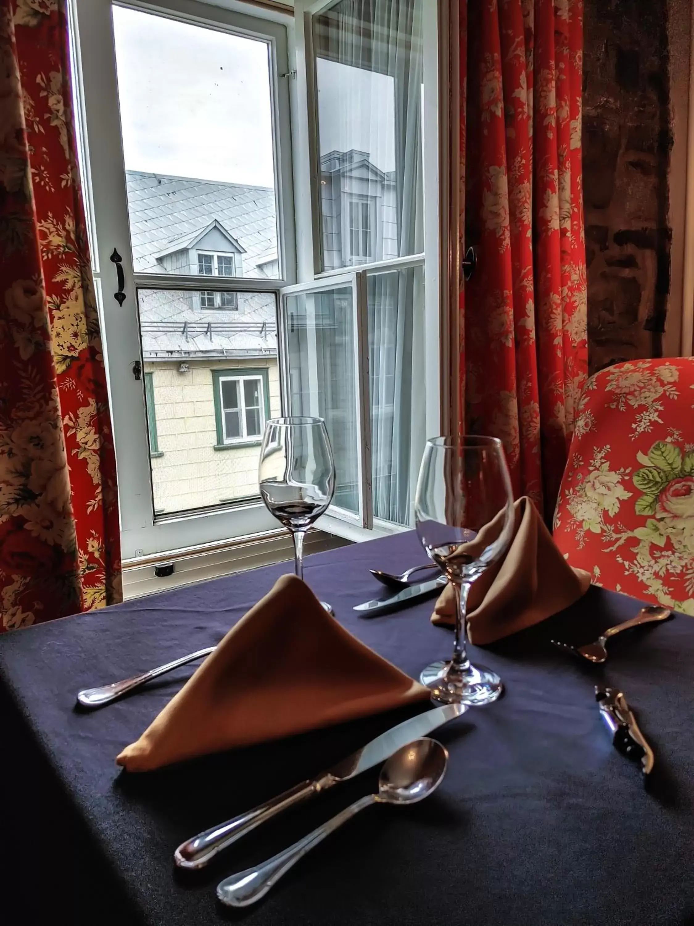 Dining area, Restaurant/Places to Eat in Le Clos Saint-Louis