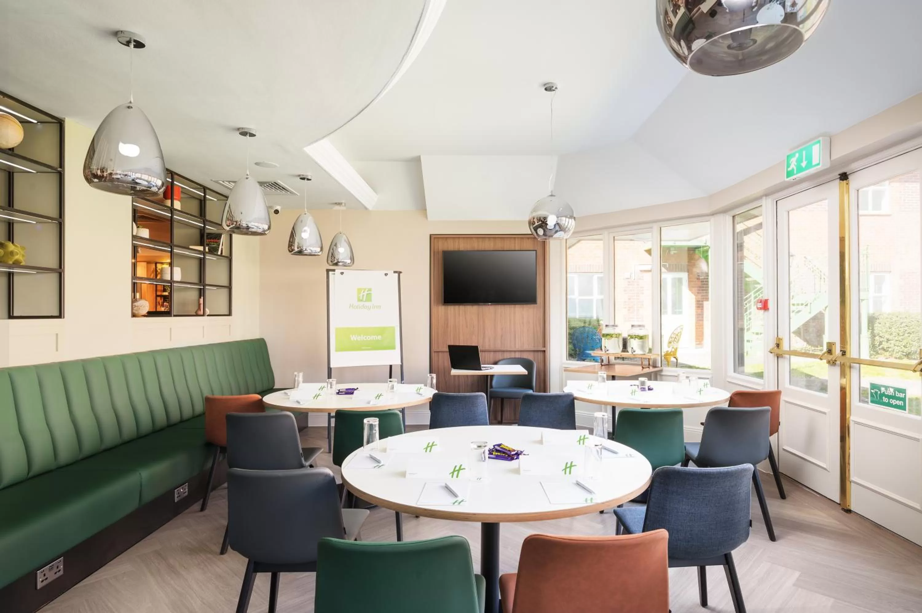 Restaurant/places to eat in Holiday Inn Reading West by IHG