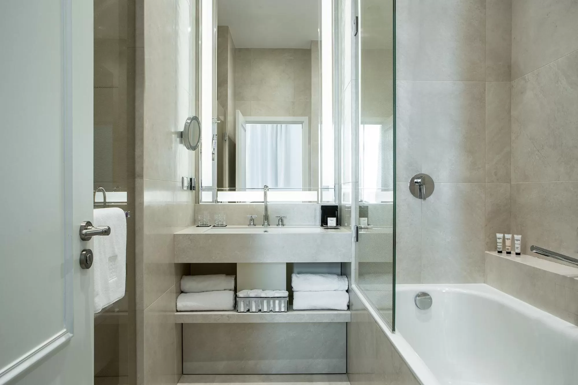 Bathroom in Fauchon l'Hôtel Paris