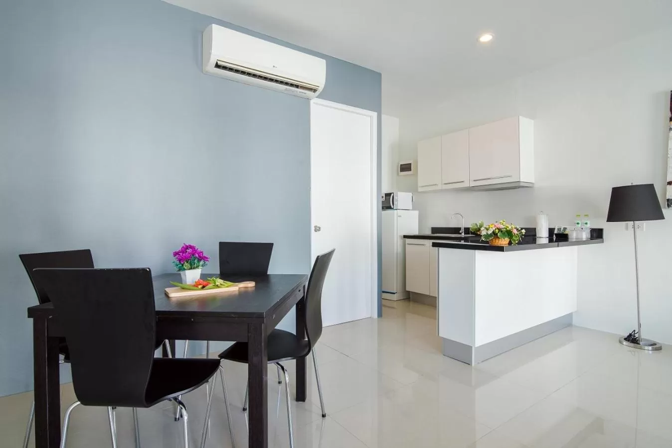 Coffee/tea facilities in The Beach Village Resort