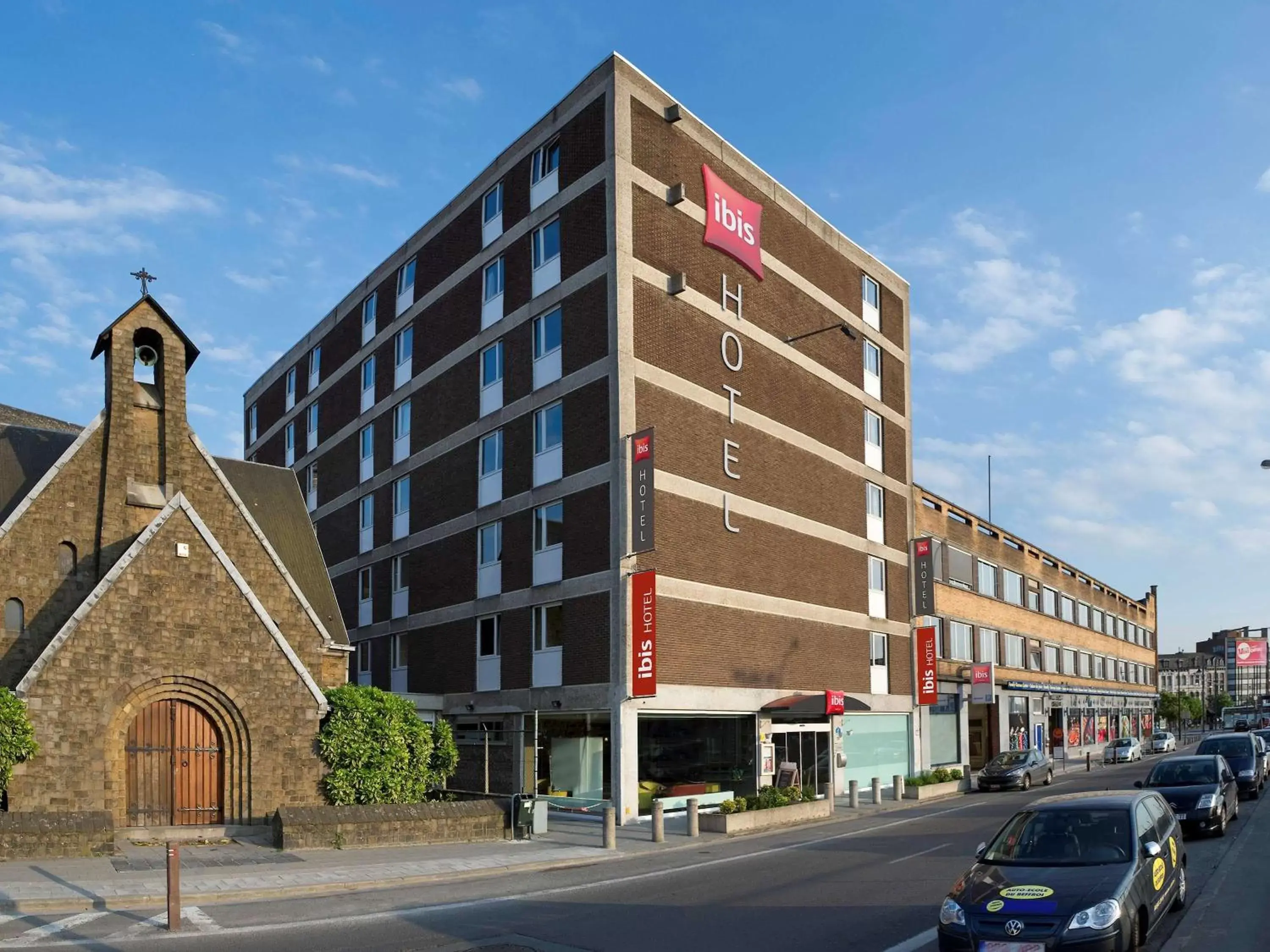 Property building in ibis Mons Centre Gare