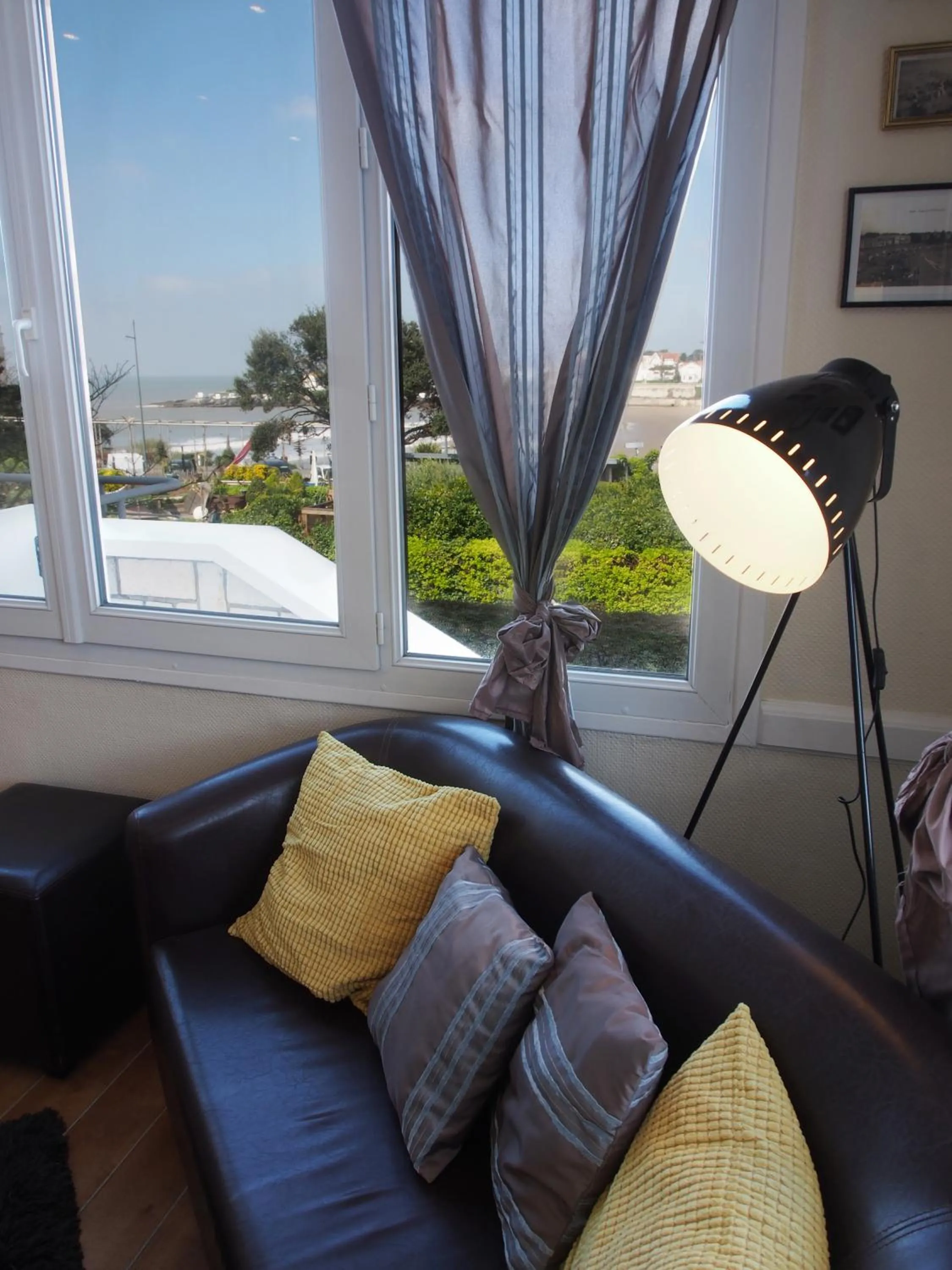 Facade/entrance in Hotel Belle Vue Royan